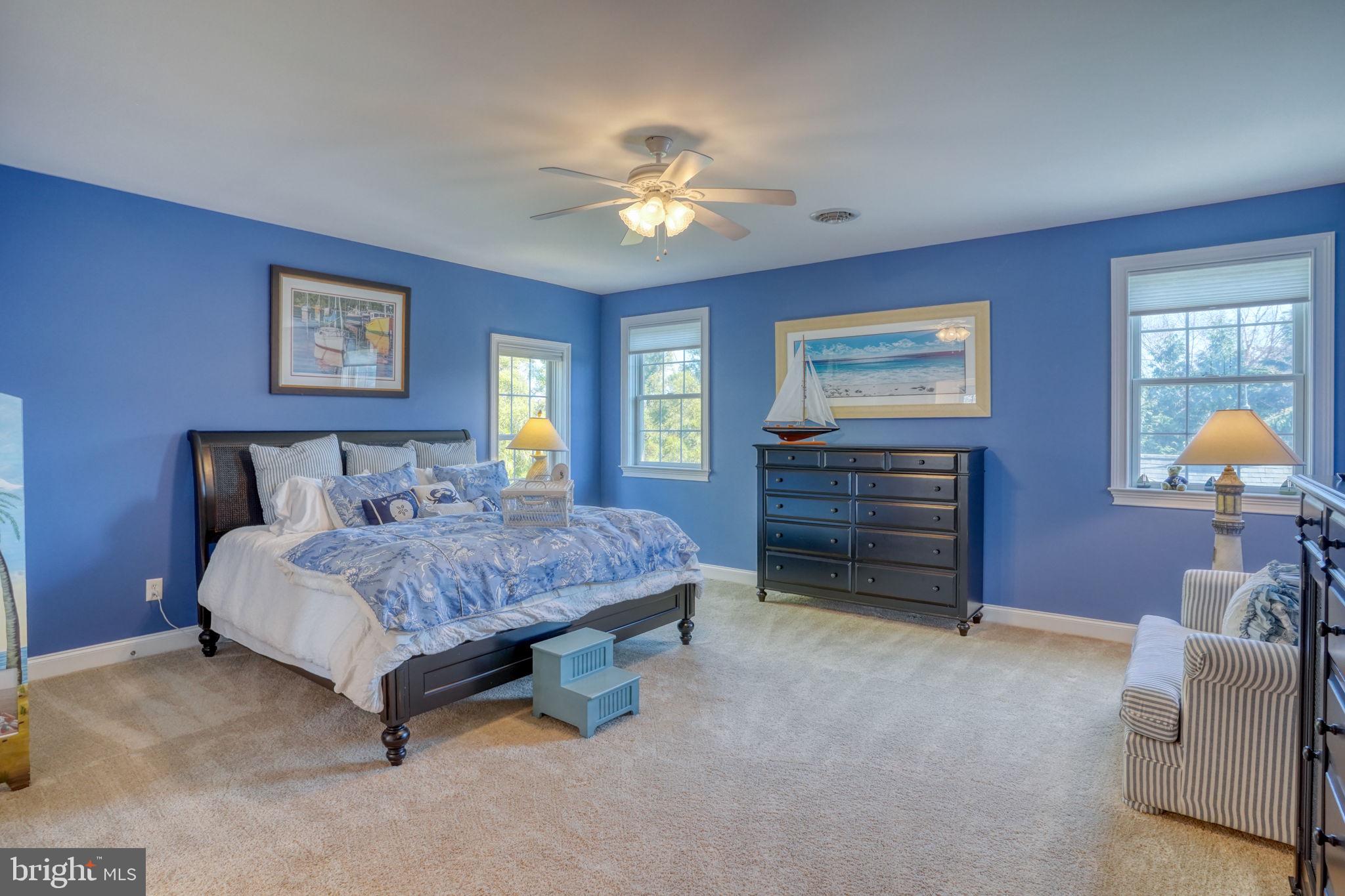 WOLFE POINTE - Residential