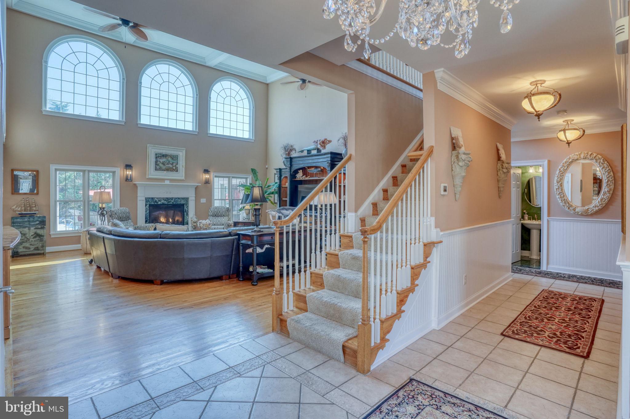 WOLFE POINTE - Residential