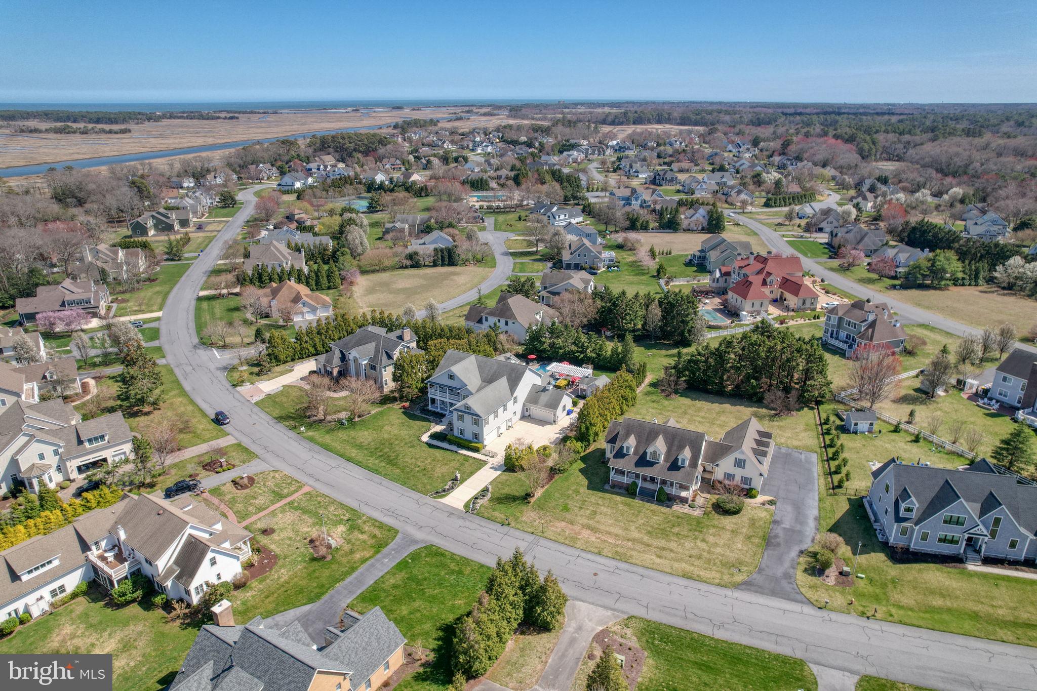 WOLFE POINTE - Residential