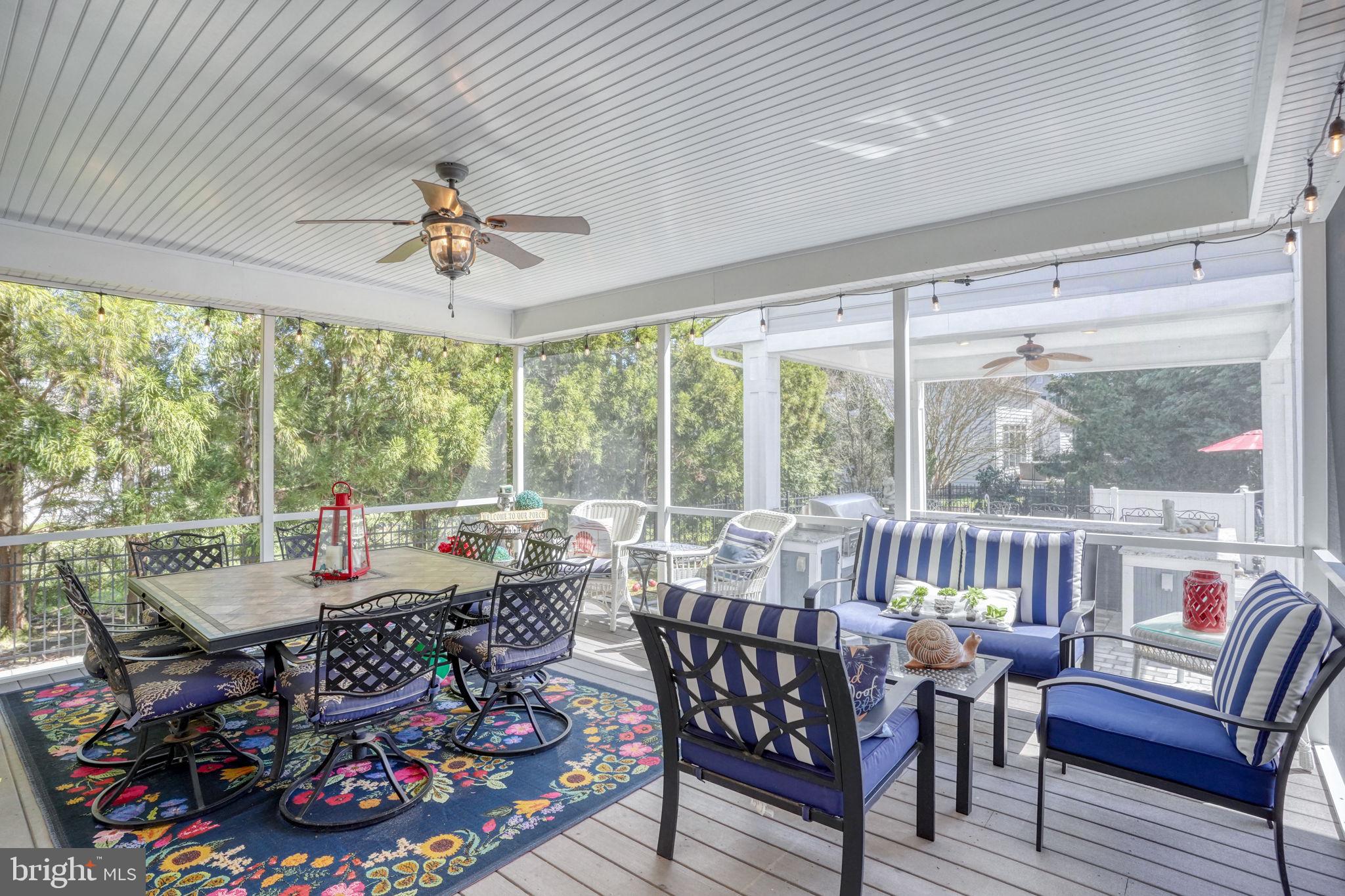 WOLFE POINTE - Residential