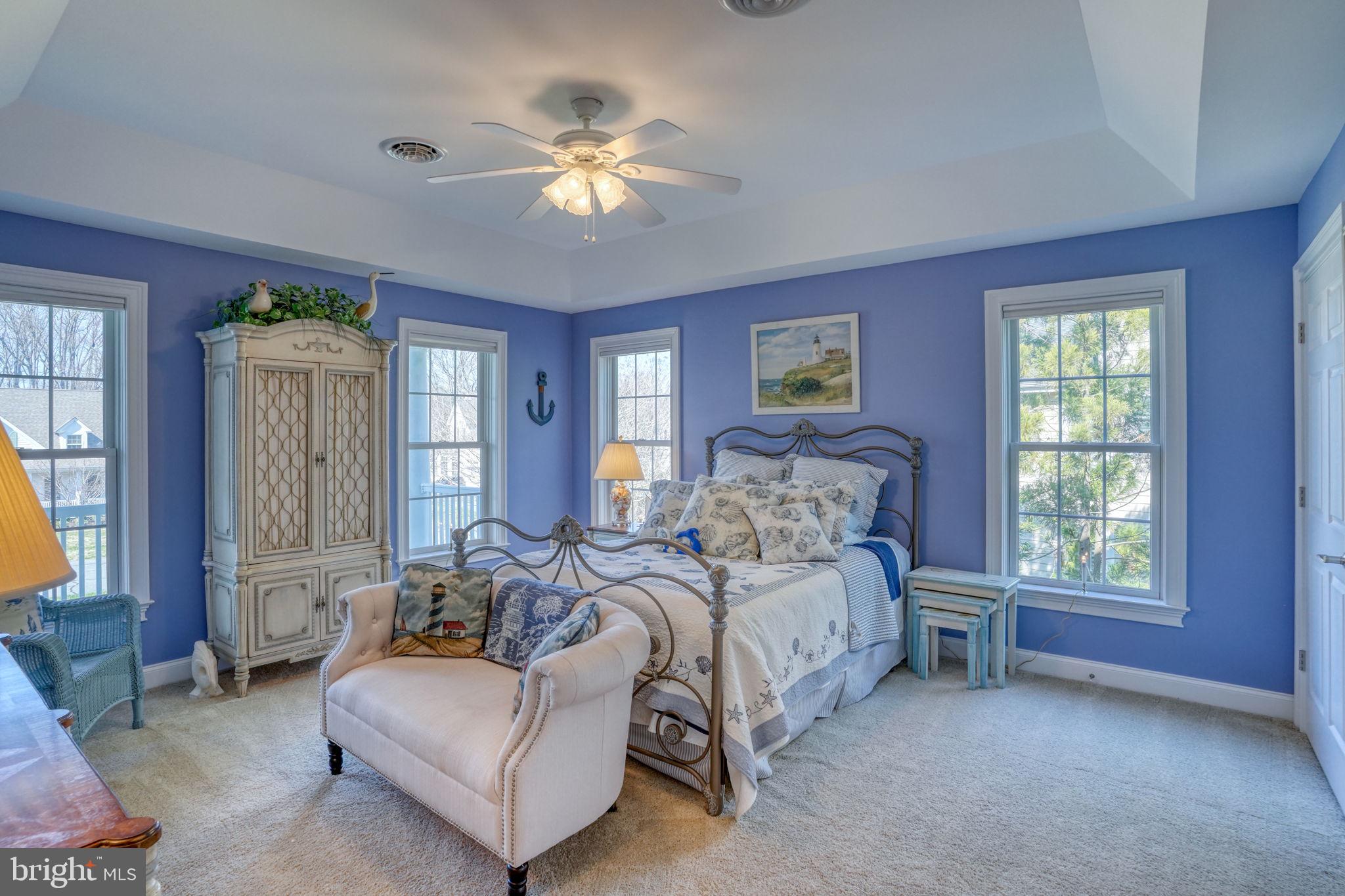 WOLFE POINTE - Residential