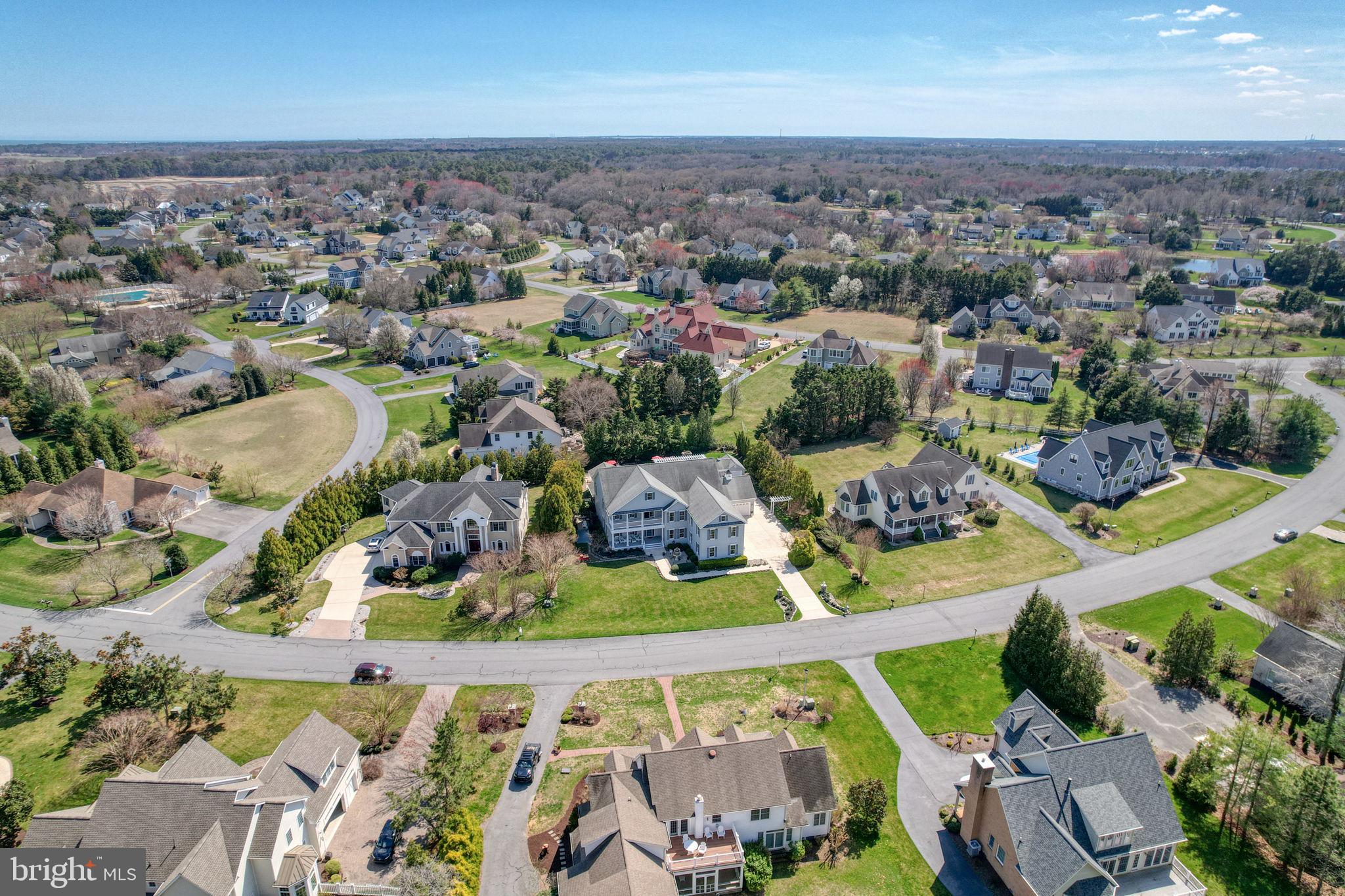 WOLFE POINTE - Residential