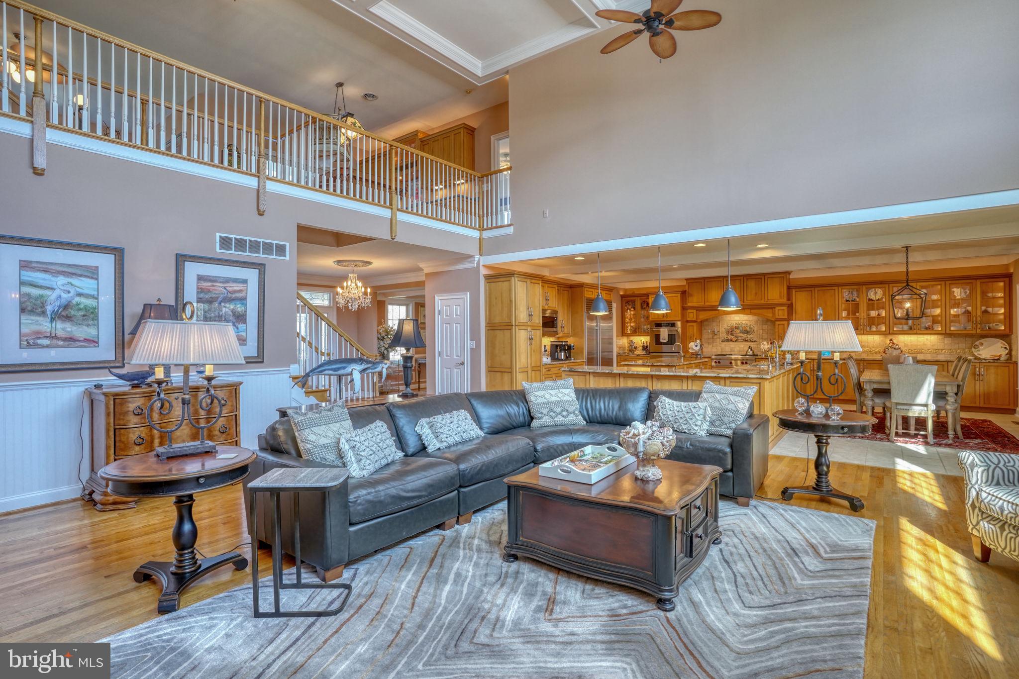 WOLFE POINTE - Residential