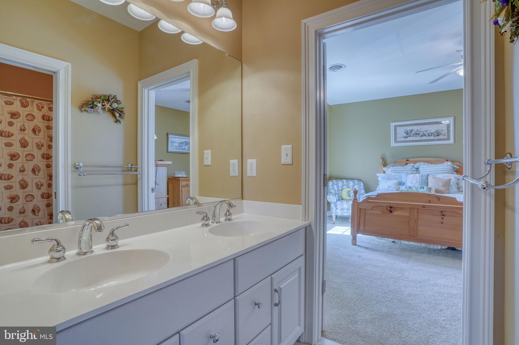 WOLFE POINTE - Residential