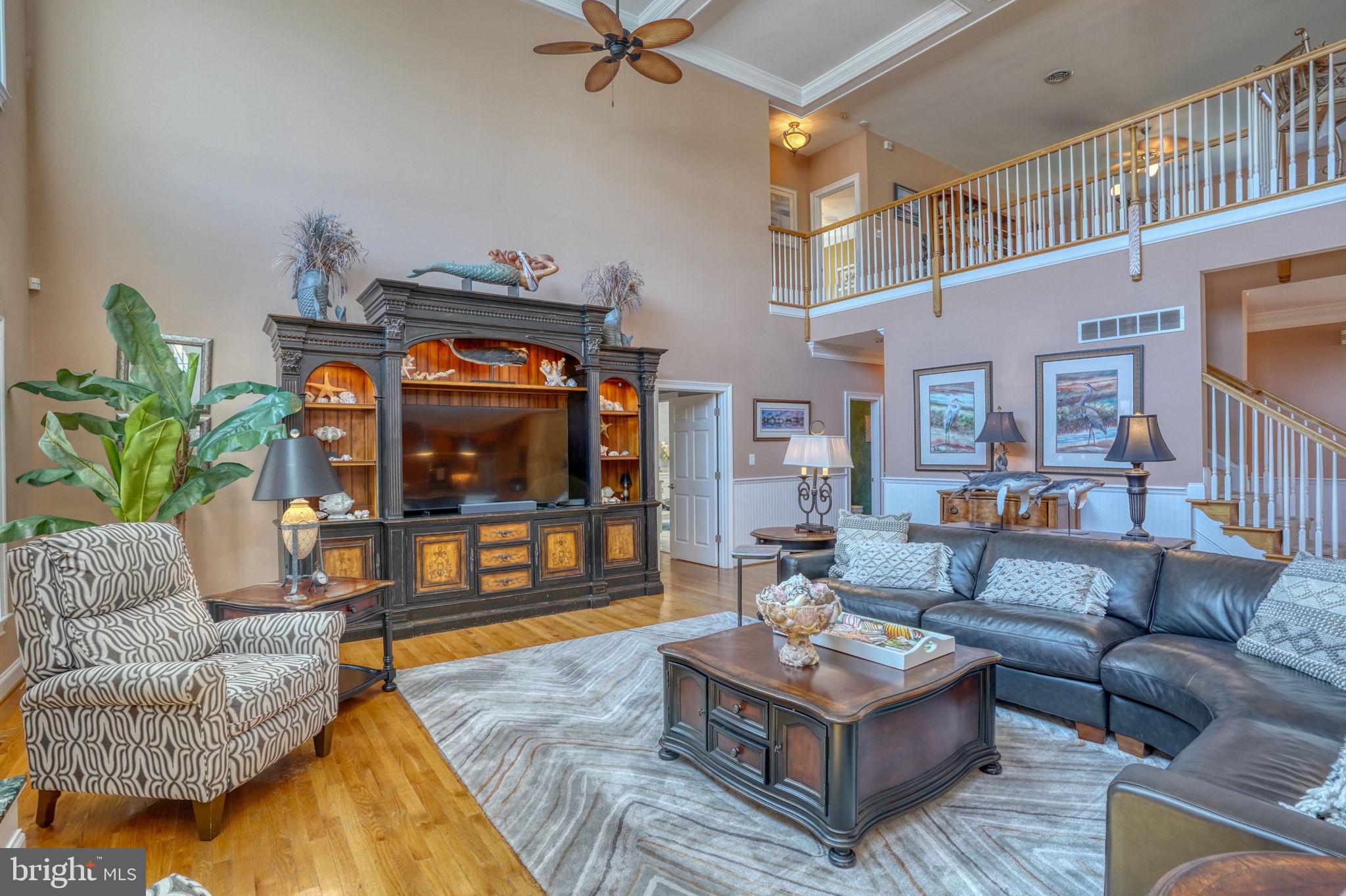 WOLFE POINTE - Residential