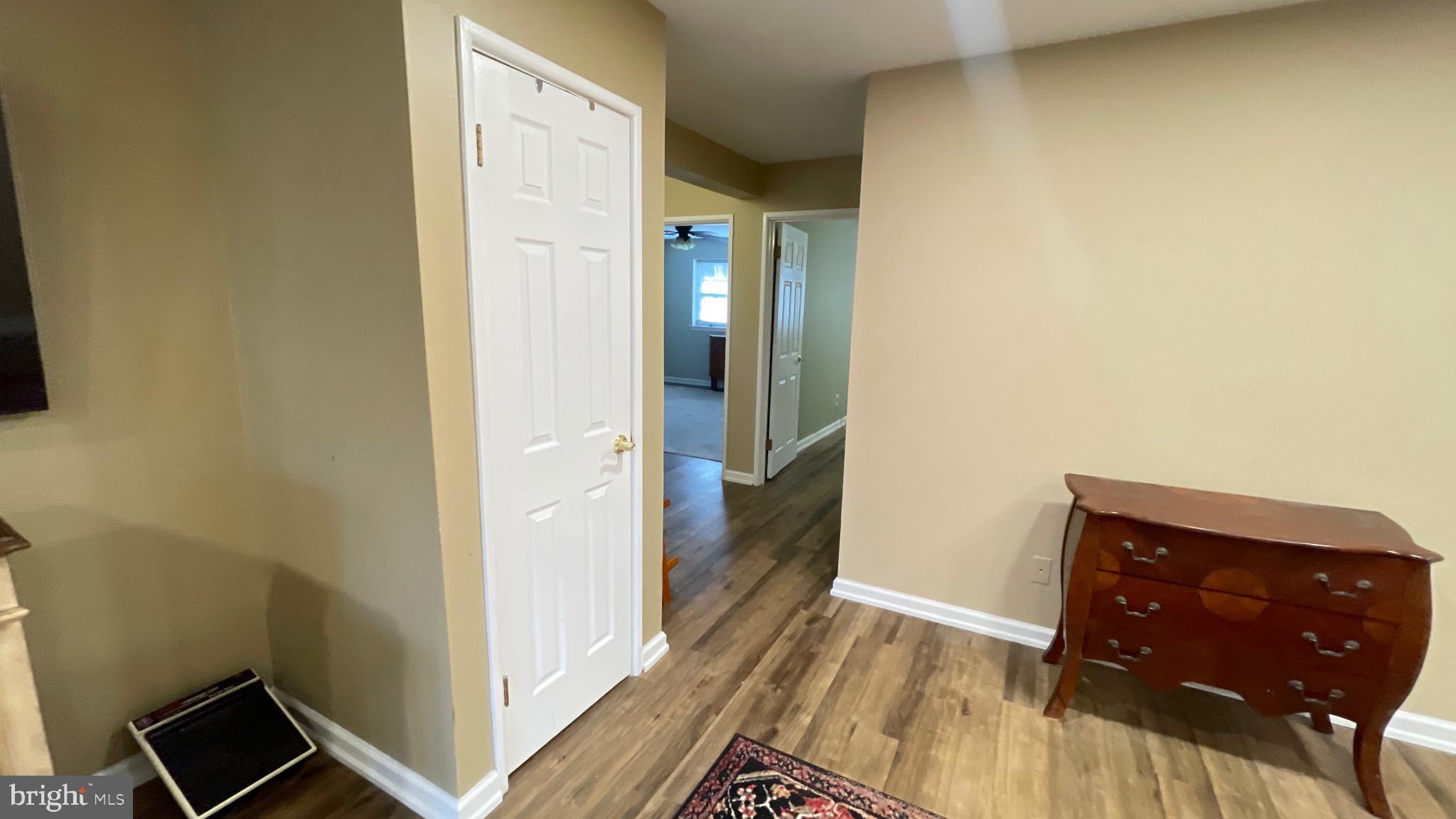 HAMPTON CROSSING - Residential Lease