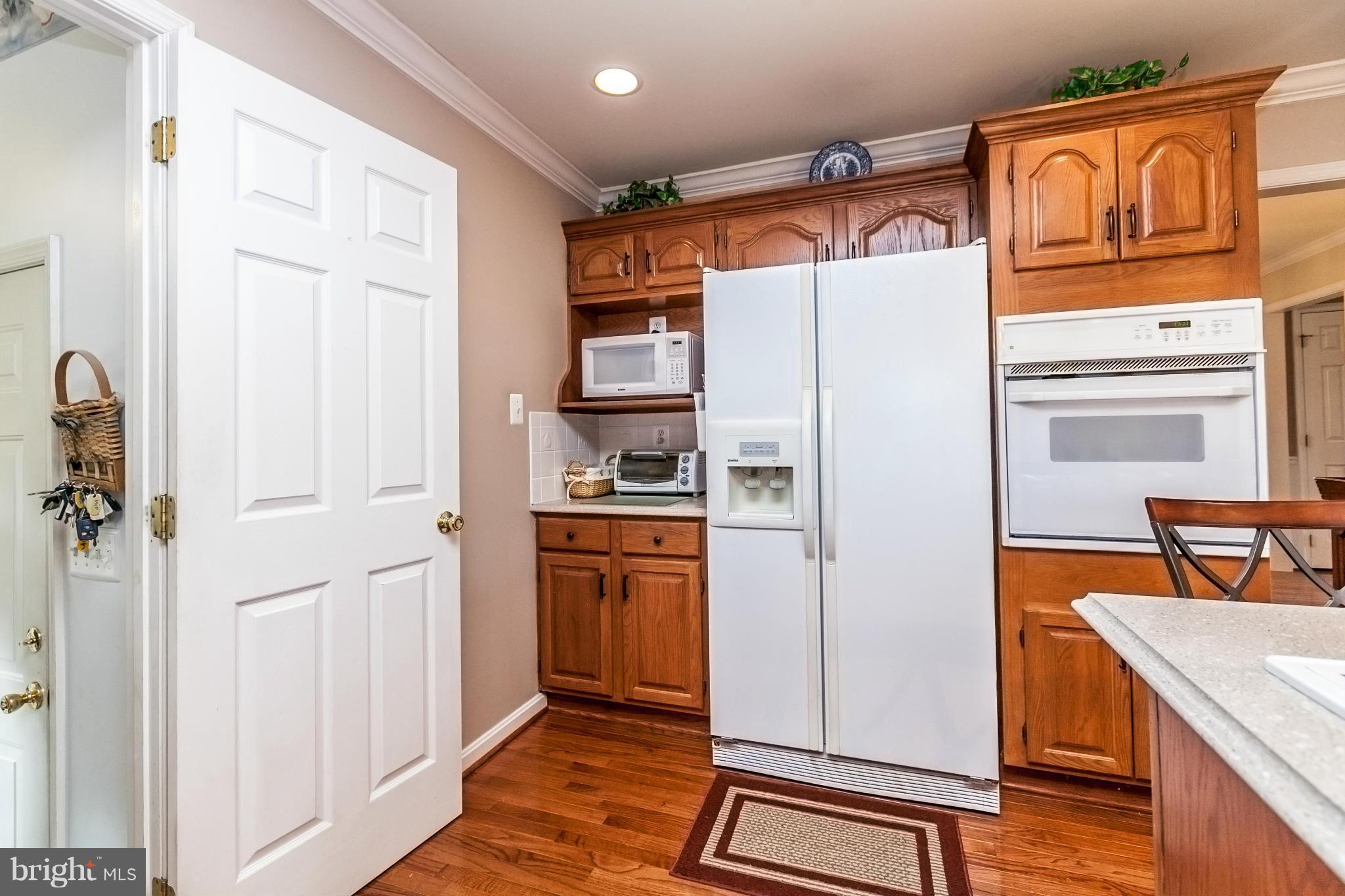 HOME FARM - Residential