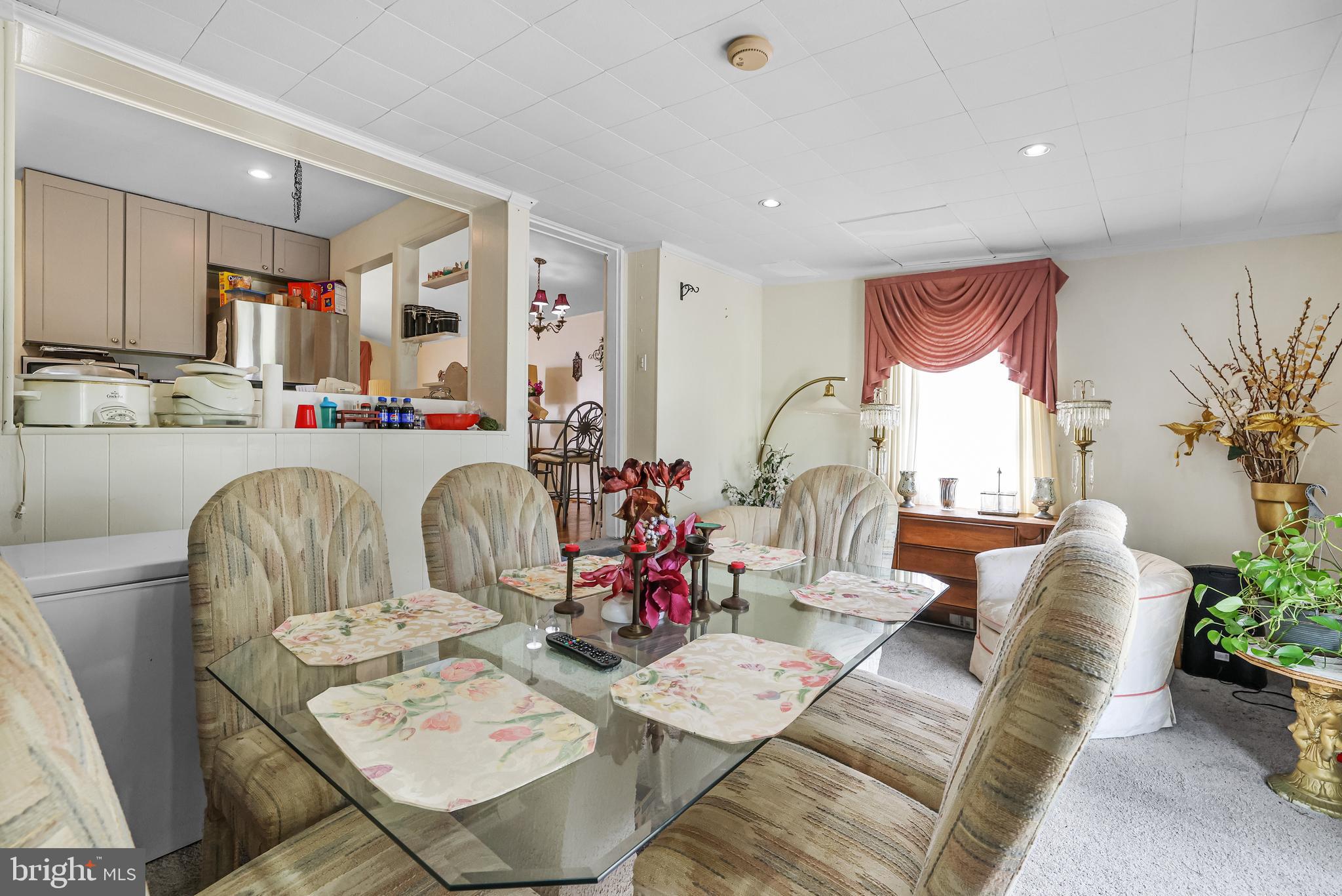 GREENWOOD KNOLLS - Residential