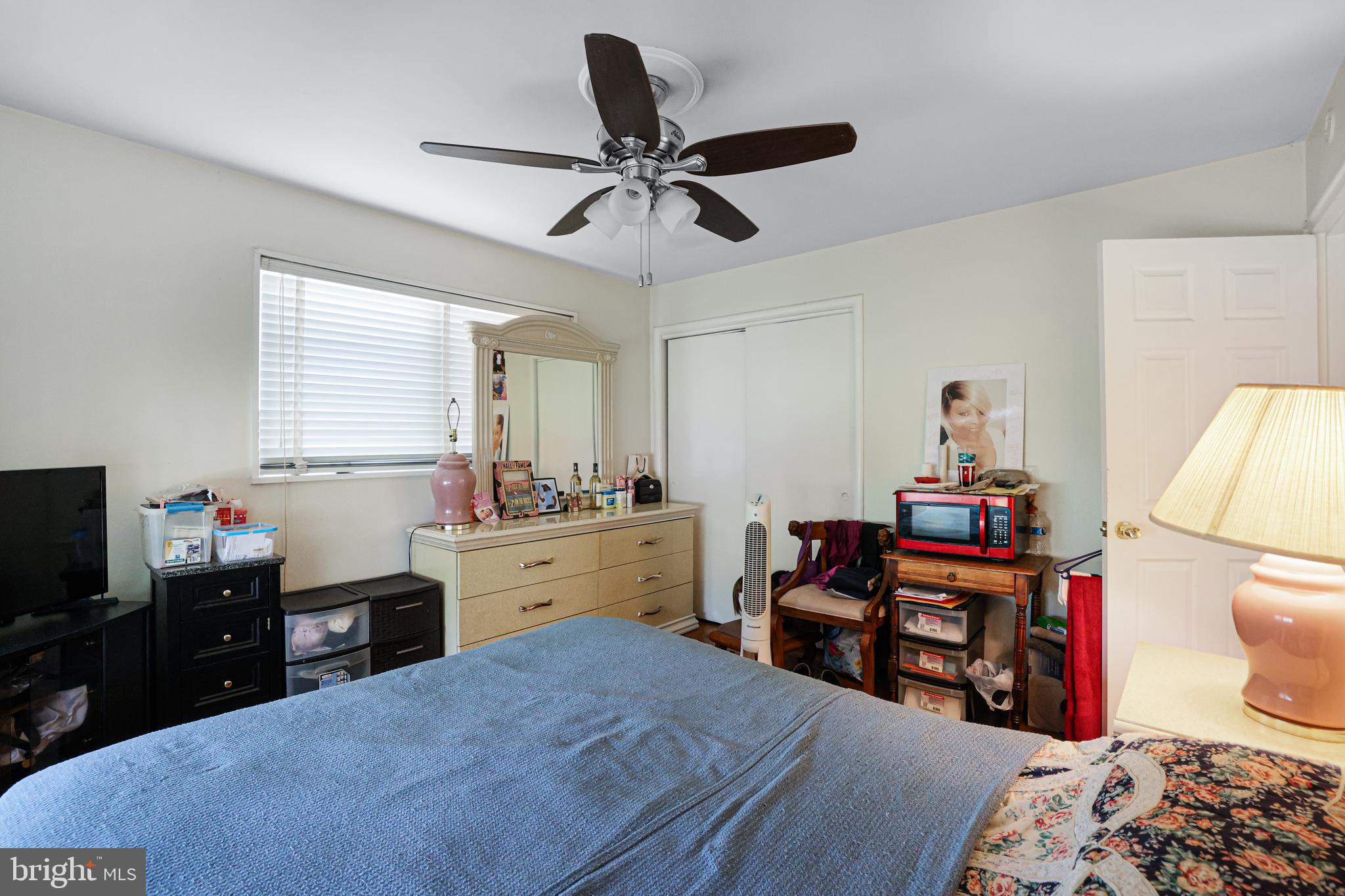 GREENWOOD KNOLLS - Residential