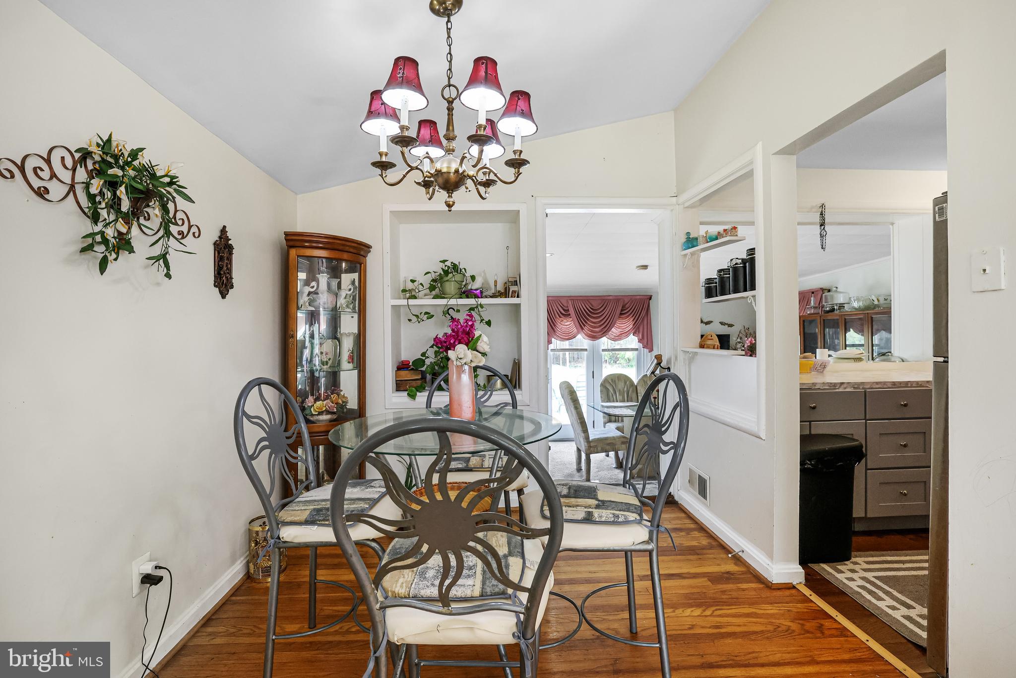 GREENWOOD KNOLLS - Residential