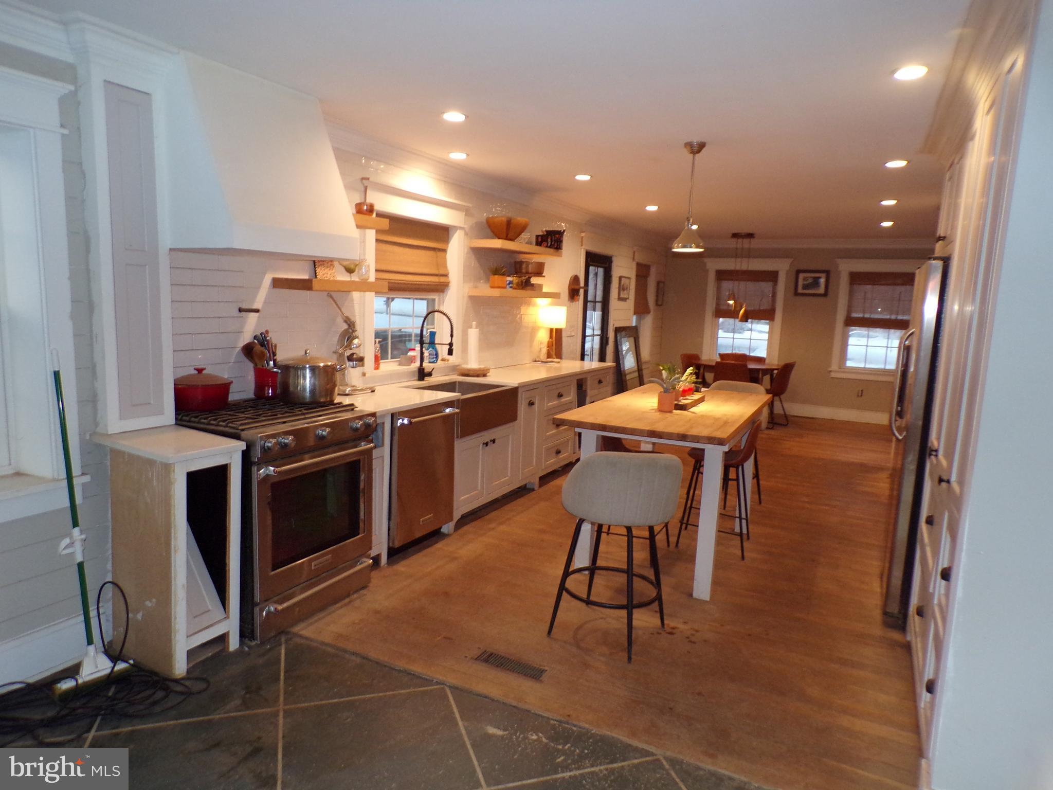 RIVERS BEND - Residential