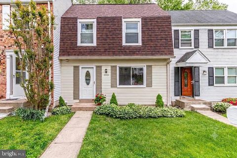 Townhouse For Rent - 3005 Silent Valley Drive<br/> Fairfax County, FAIRFAX, VA 22031