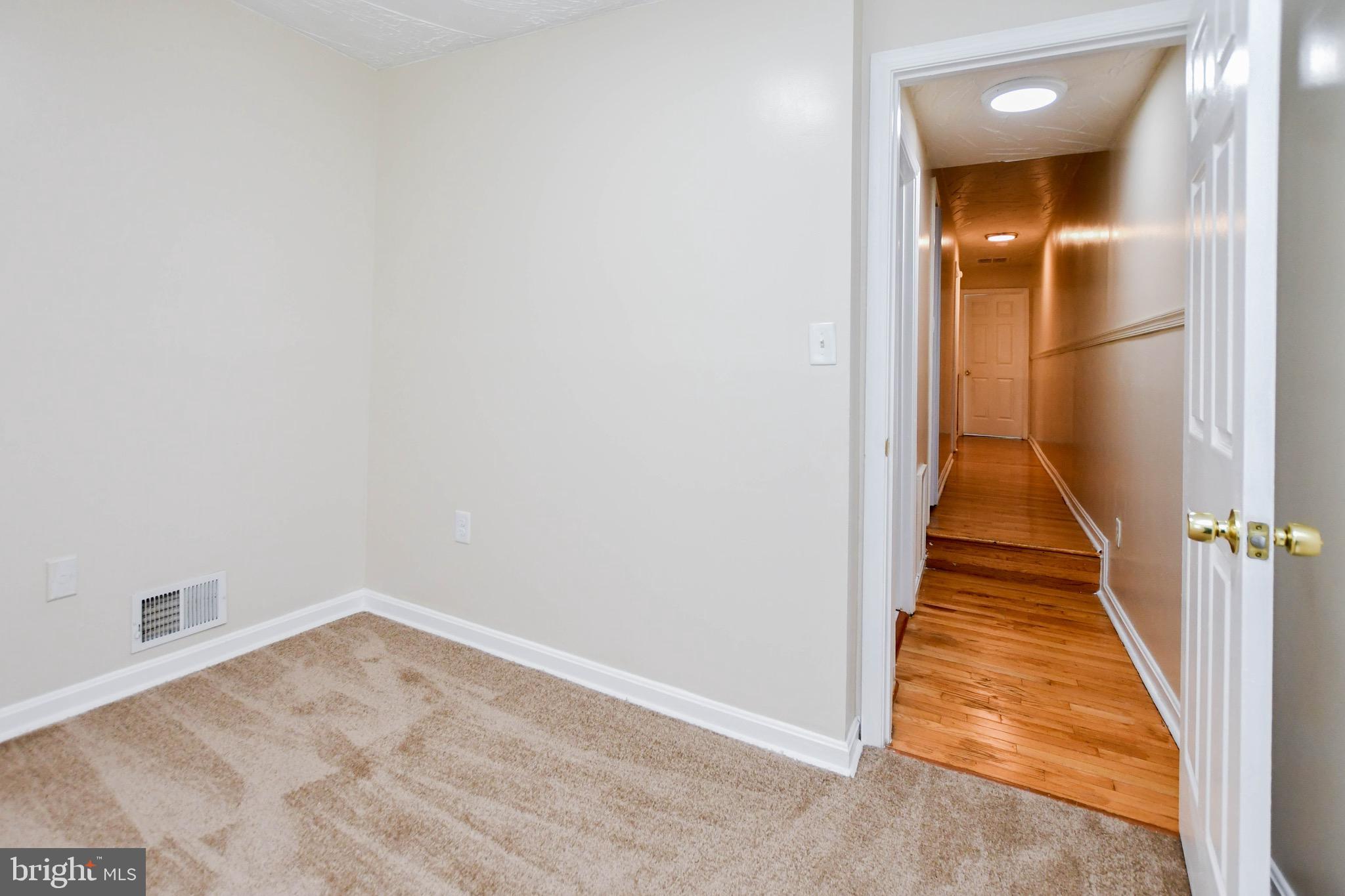 GAY STREET - Residential Lease