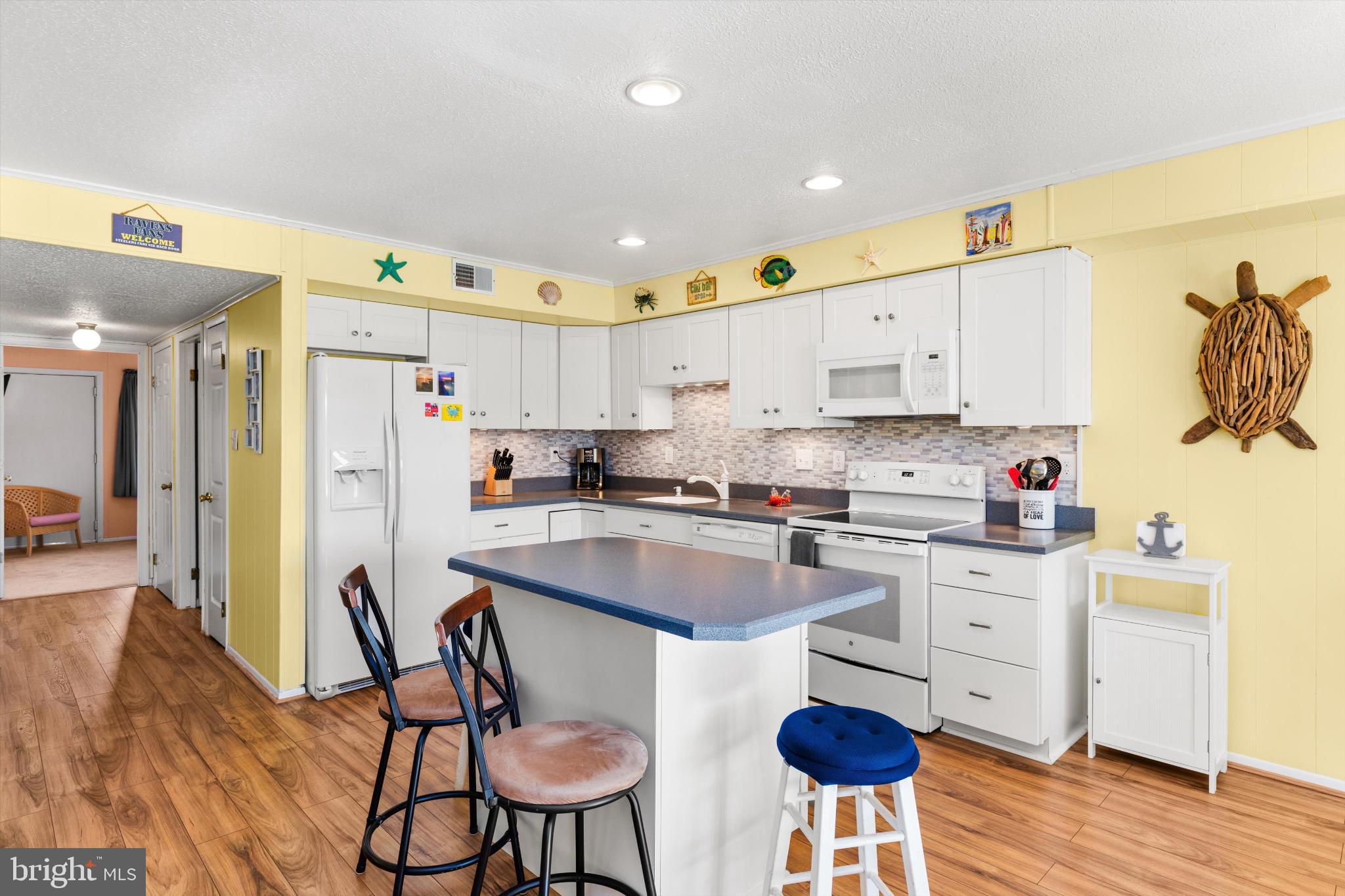 3701 COASTAL HIGHWAY E122