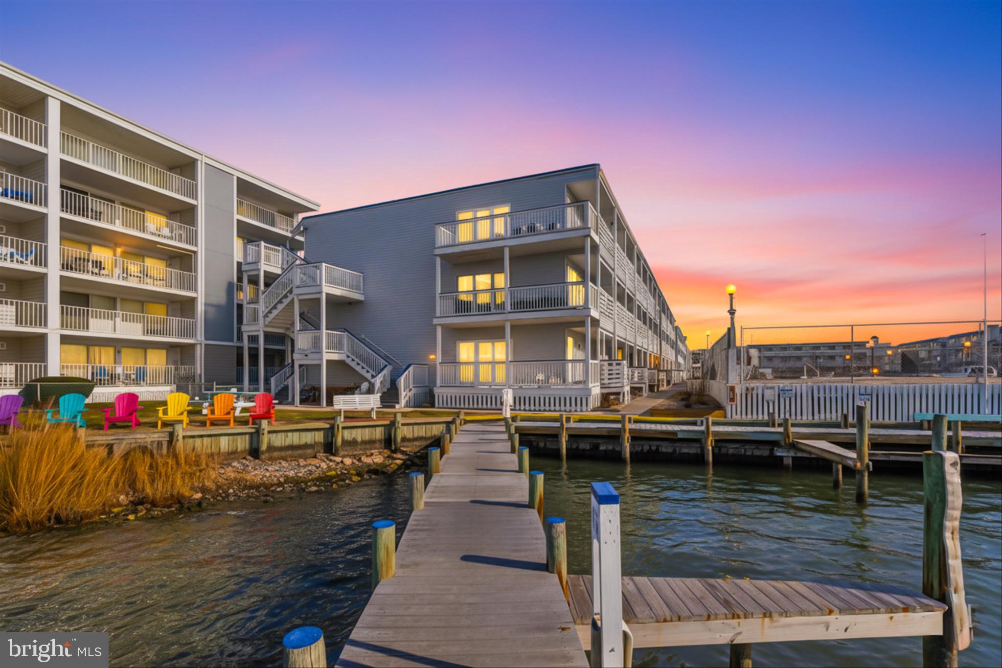 HITCHENS & TRIMPER - Residential