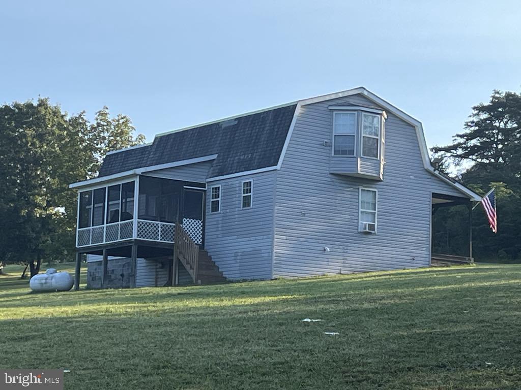 RUSHING RIVER FARMS - Residential