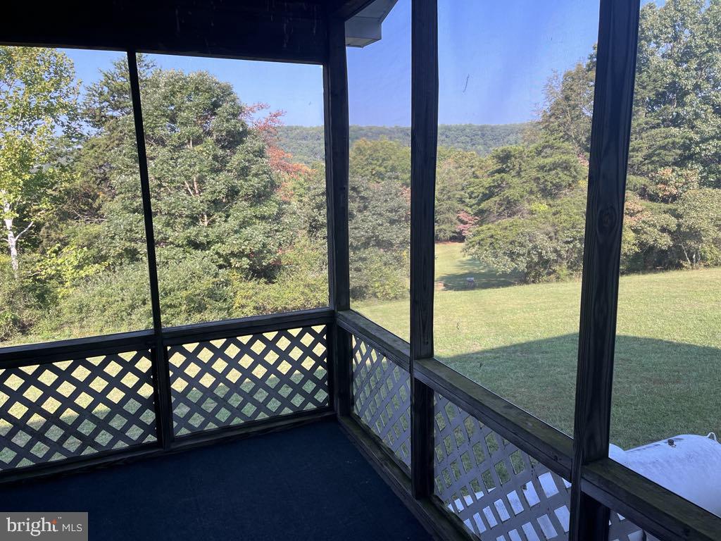 RUSHING RIVER FARMS - Residential