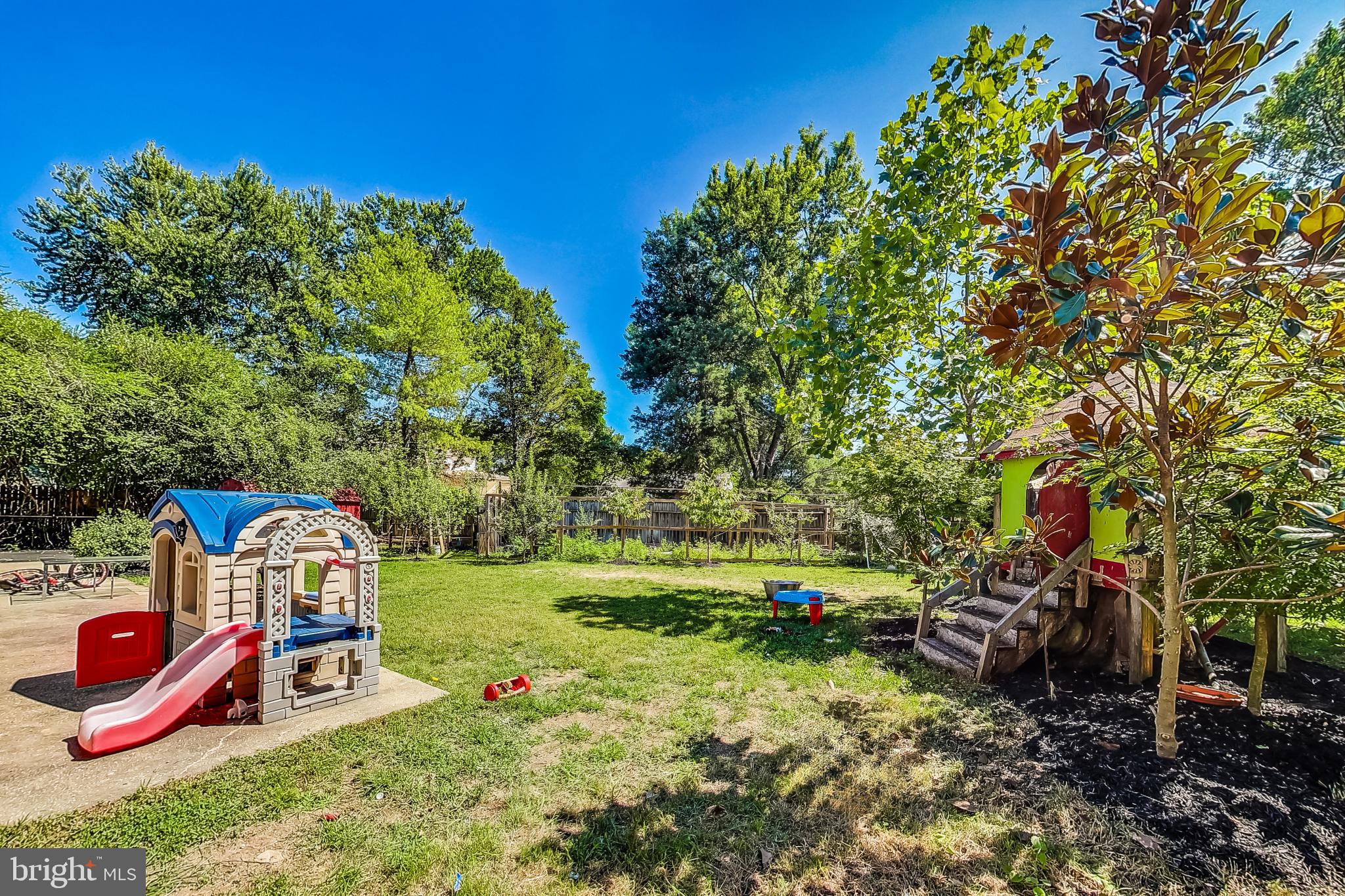 KNOLLWOOD - Residential