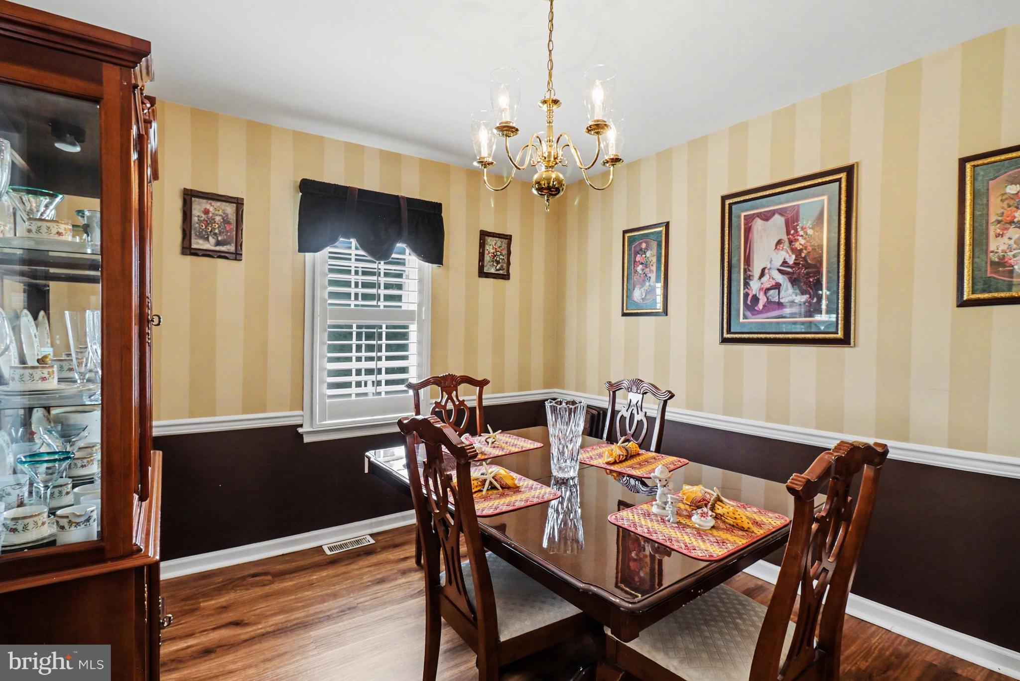 JACOBS CREEK - Residential