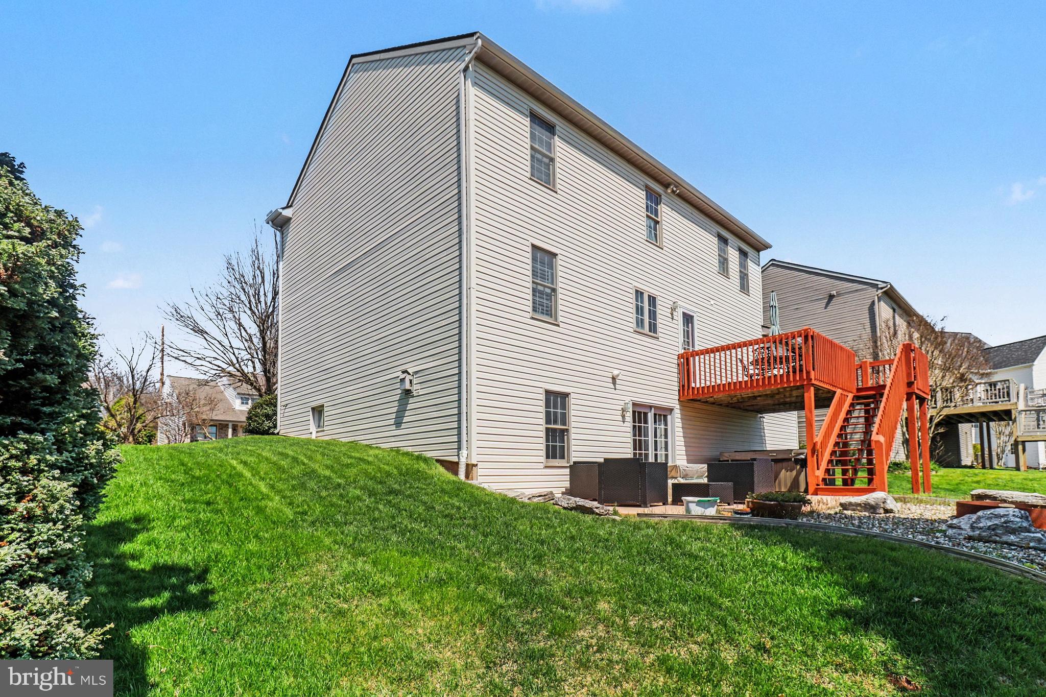 JACOBS CREEK - Residential