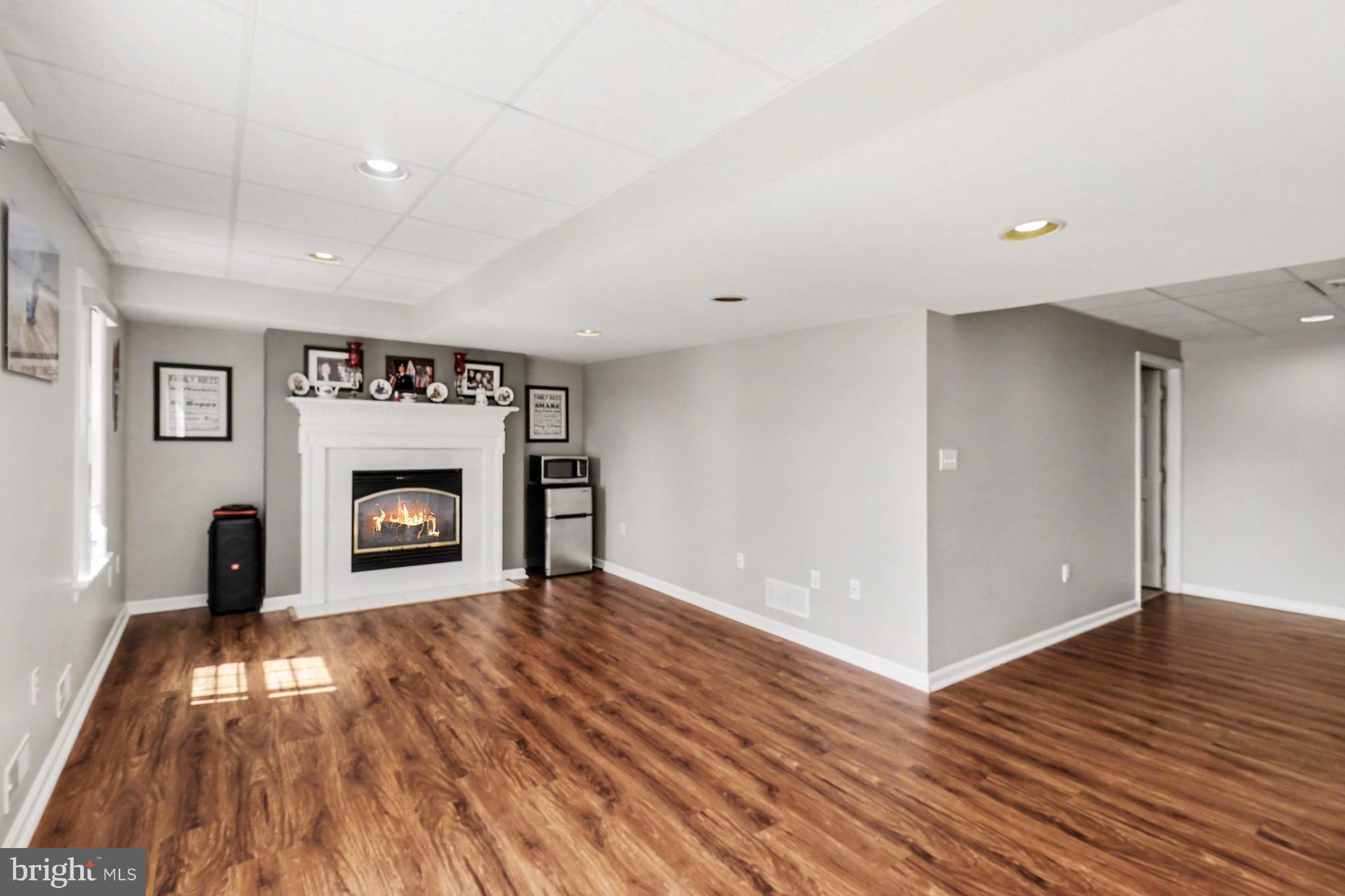 JACOBS CREEK - Residential