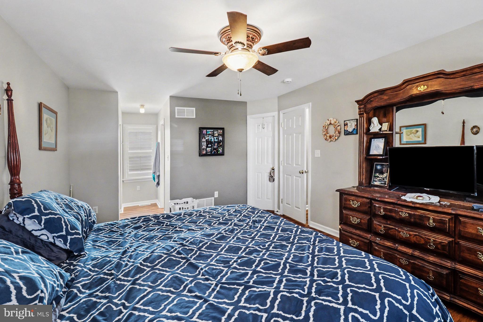 JACOBS CREEK - Residential