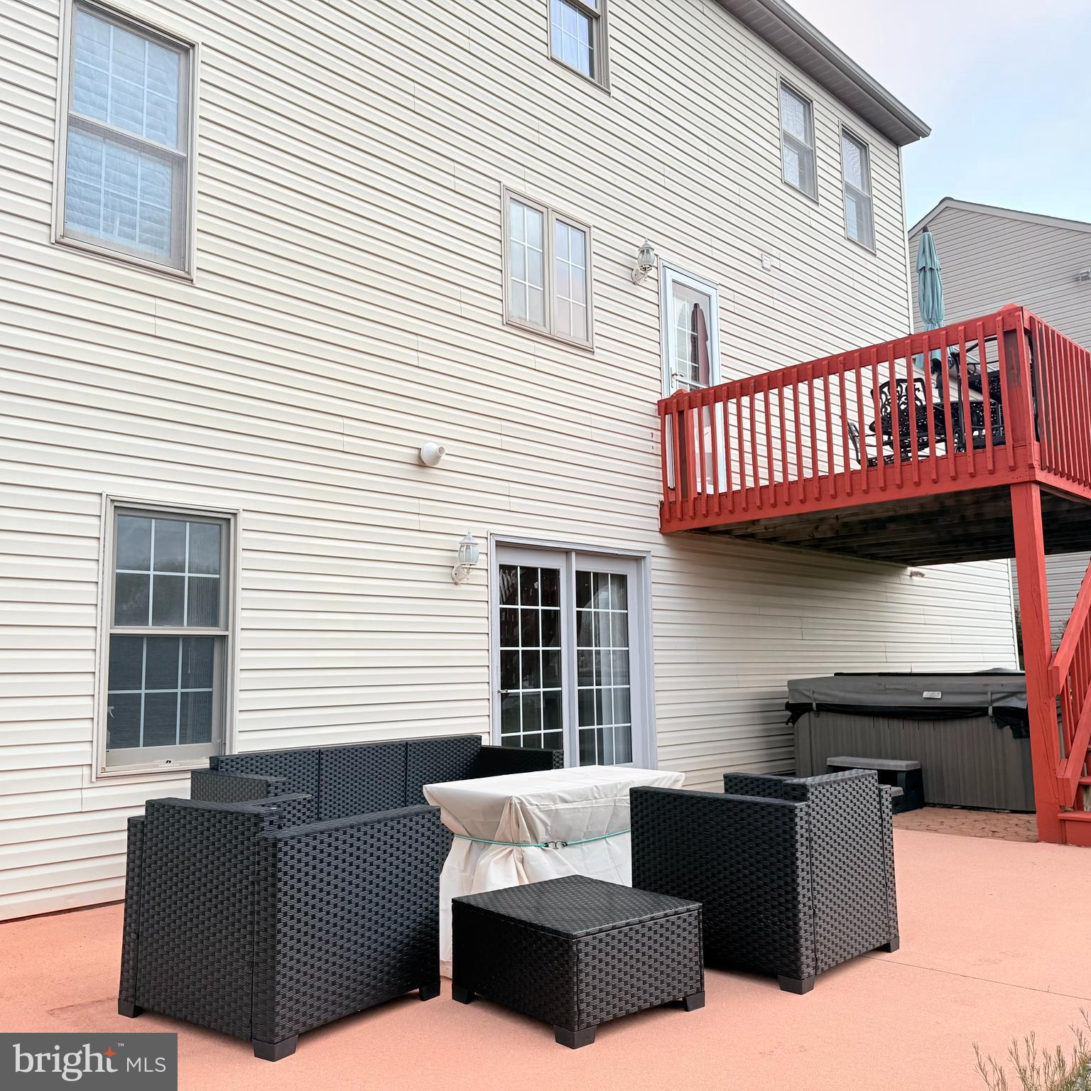 JACOBS CREEK - Residential