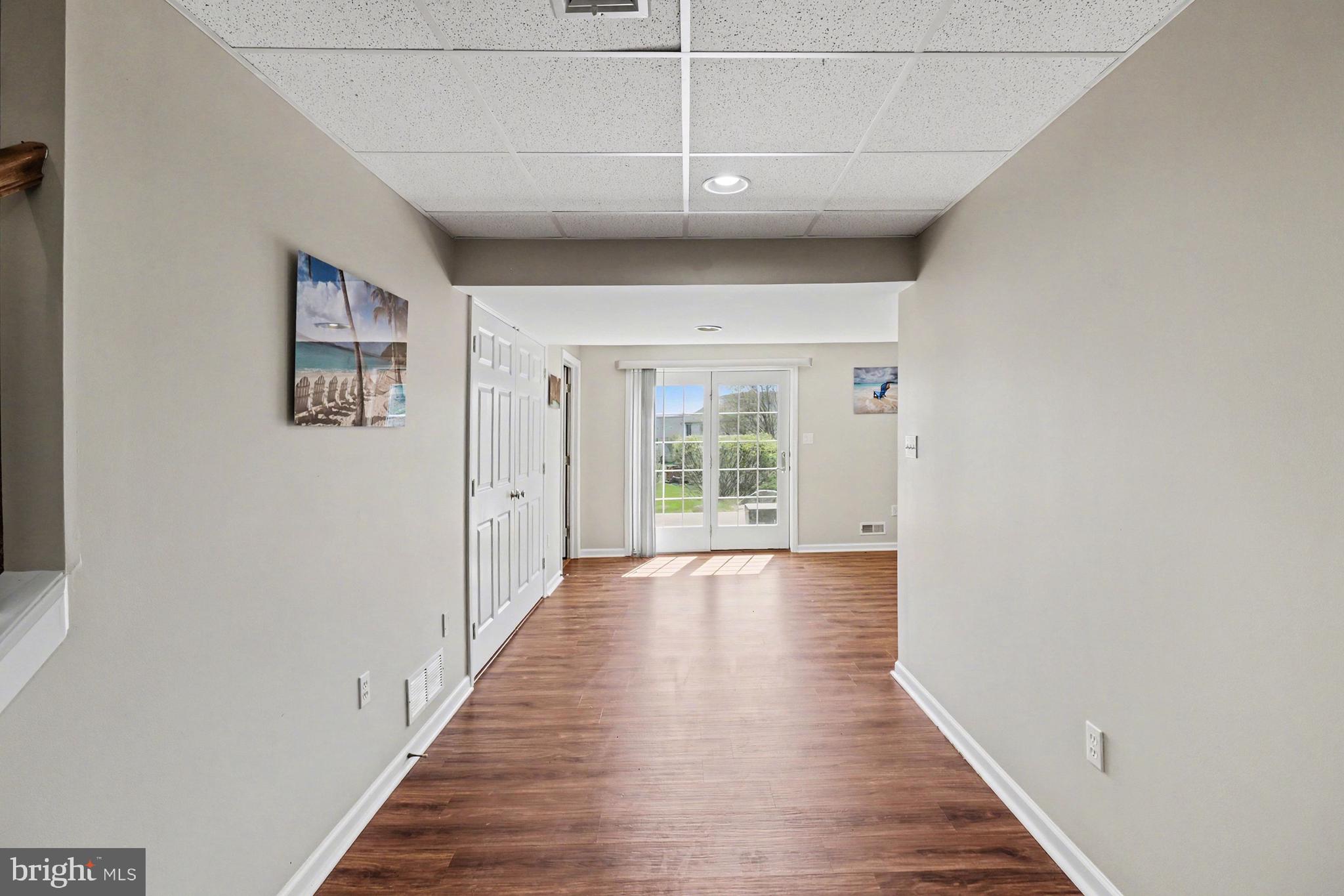 JACOBS CREEK - Residential