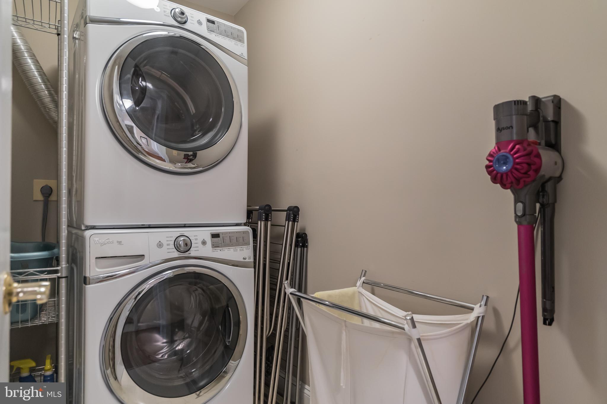 GRESHAM PLACE - Residential