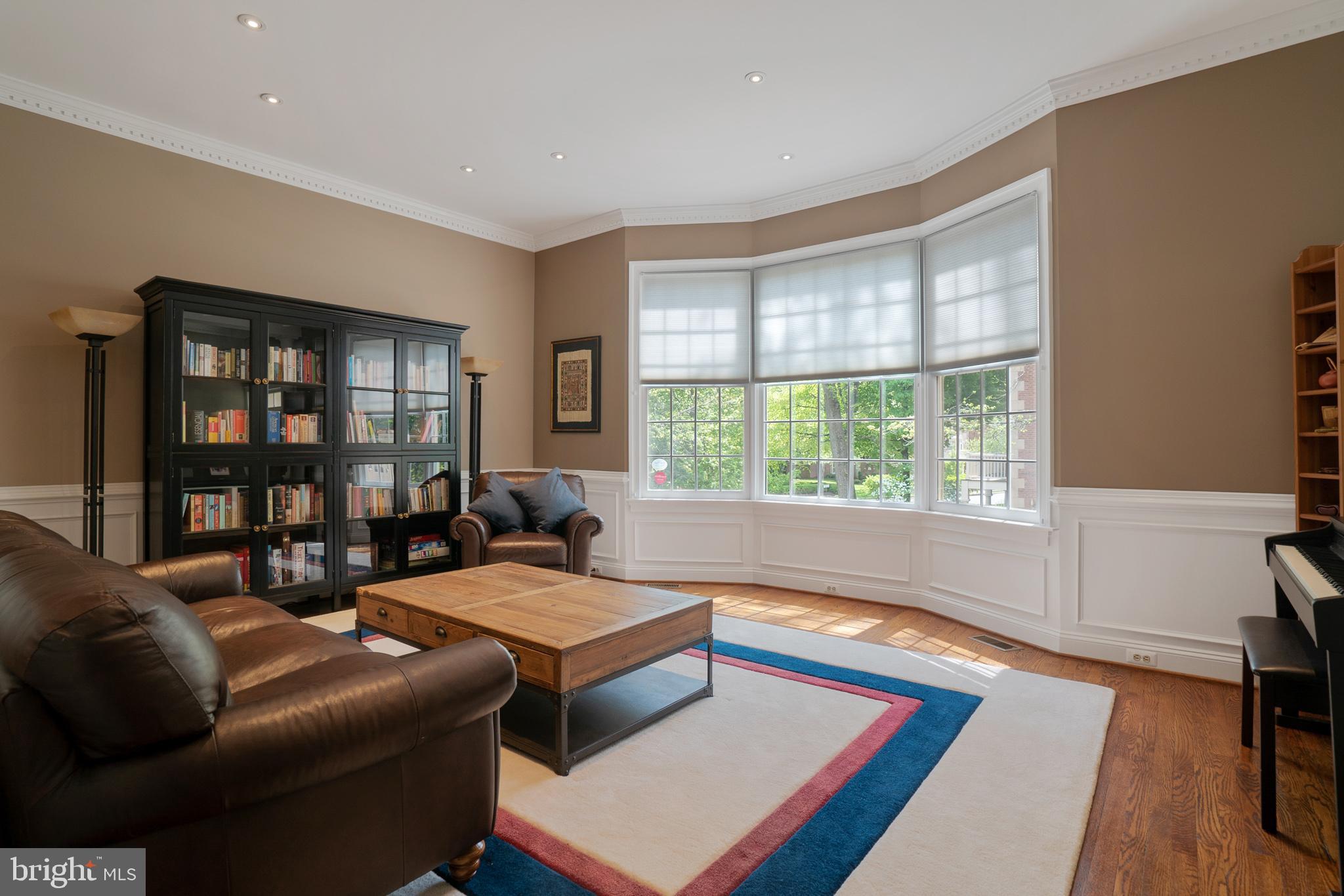 GRESHAM PLACE - Residential