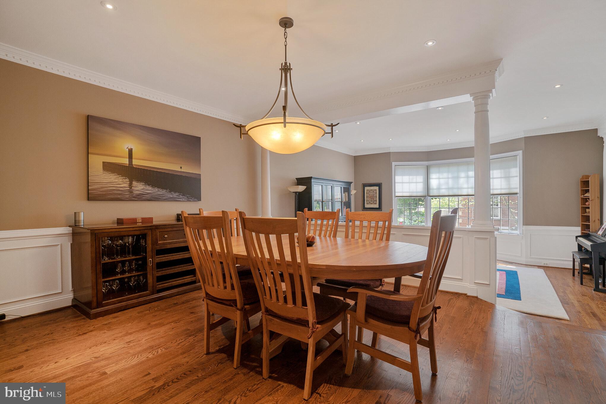 GRESHAM PLACE - Residential