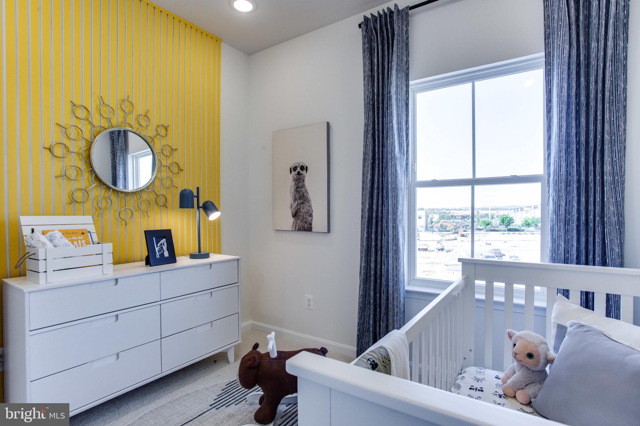 TOWNS AT MARKET COMMONS - Residential