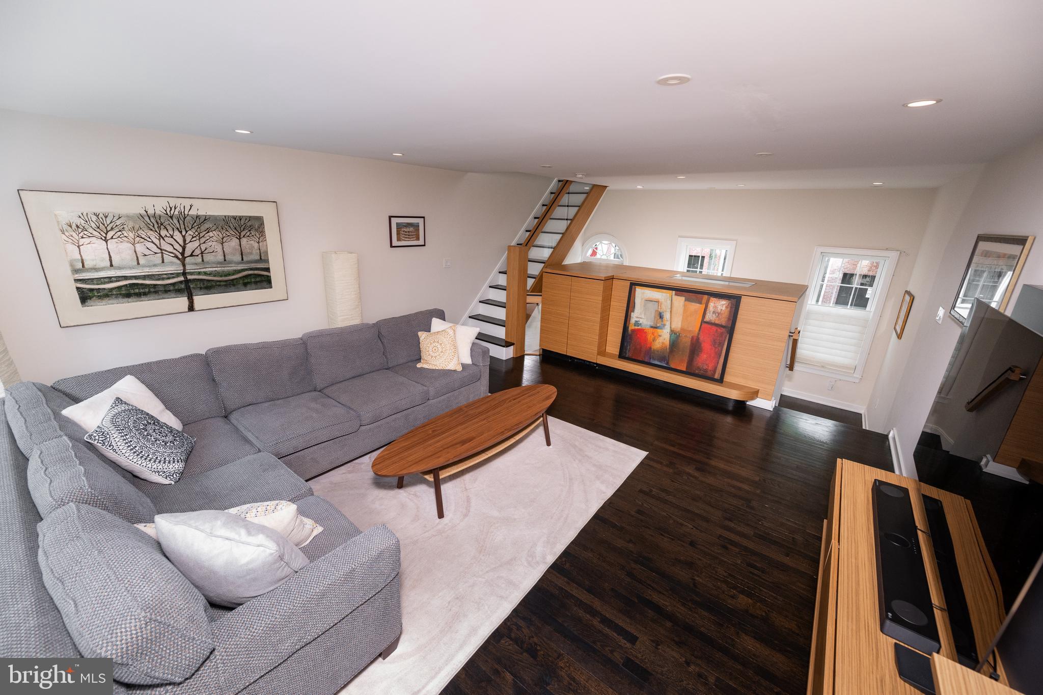 WASHINGTON SQ WEST - Residential