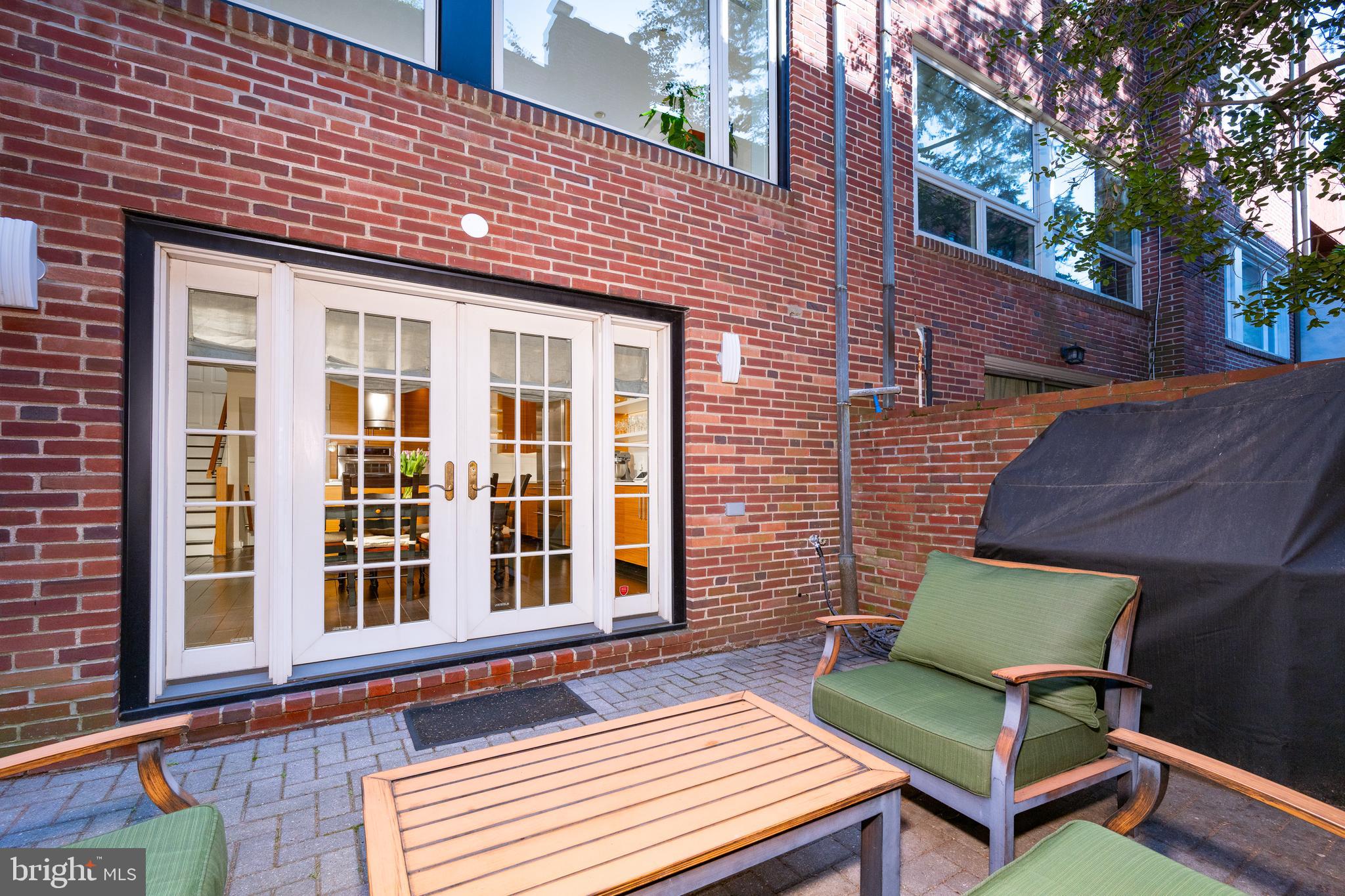WASHINGTON SQ WEST - Residential