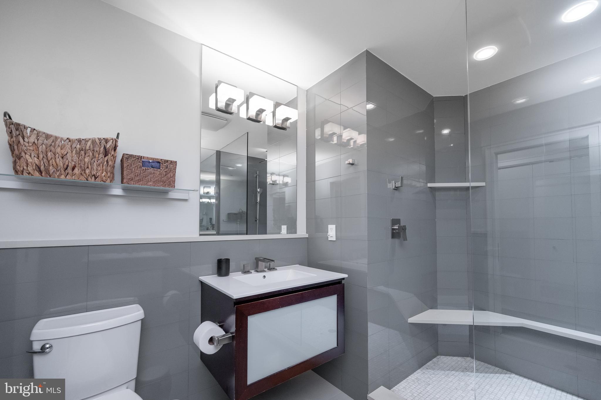 WASHINGTON SQ WEST - Residential