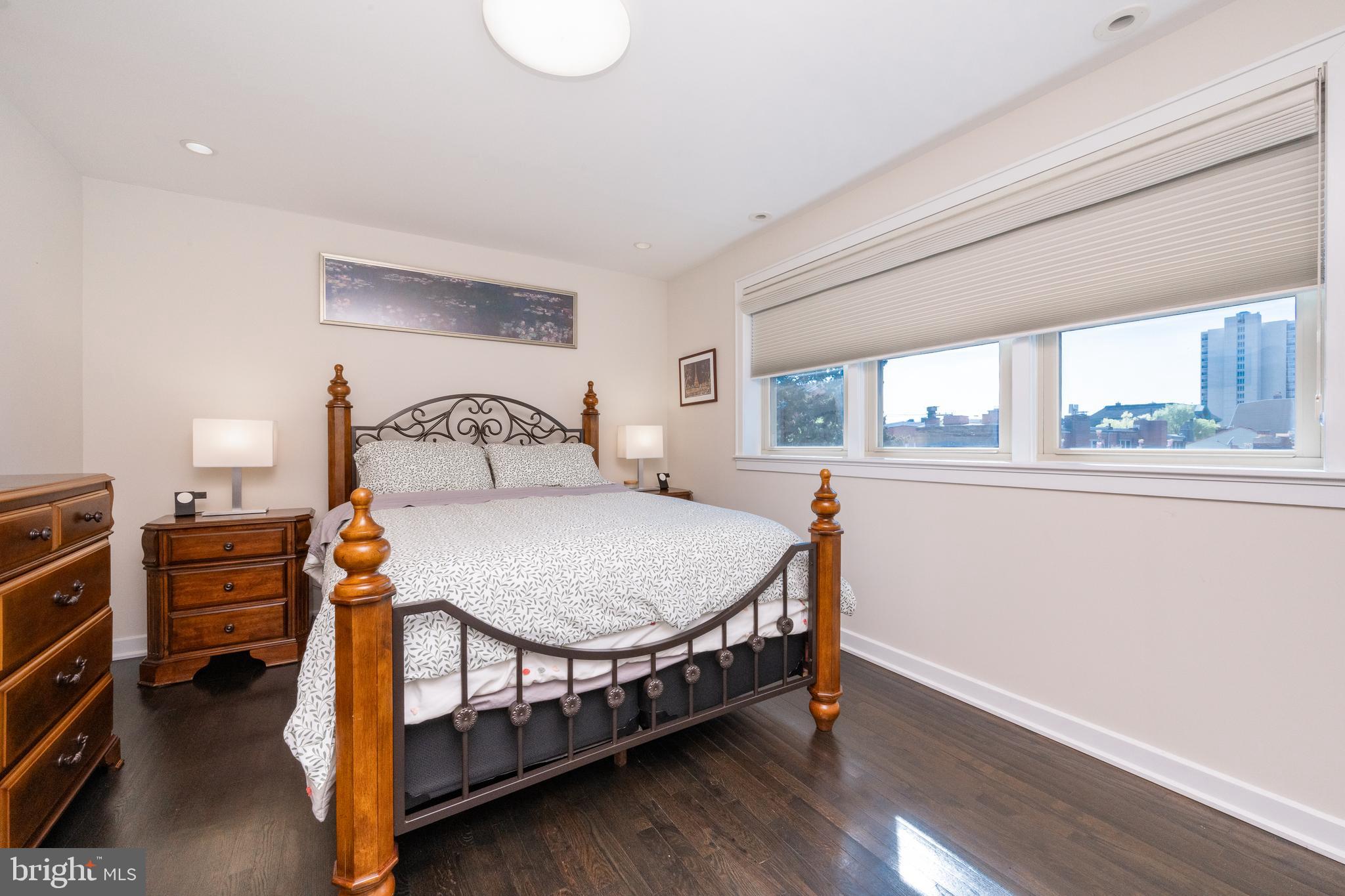 WASHINGTON SQ WEST - Residential