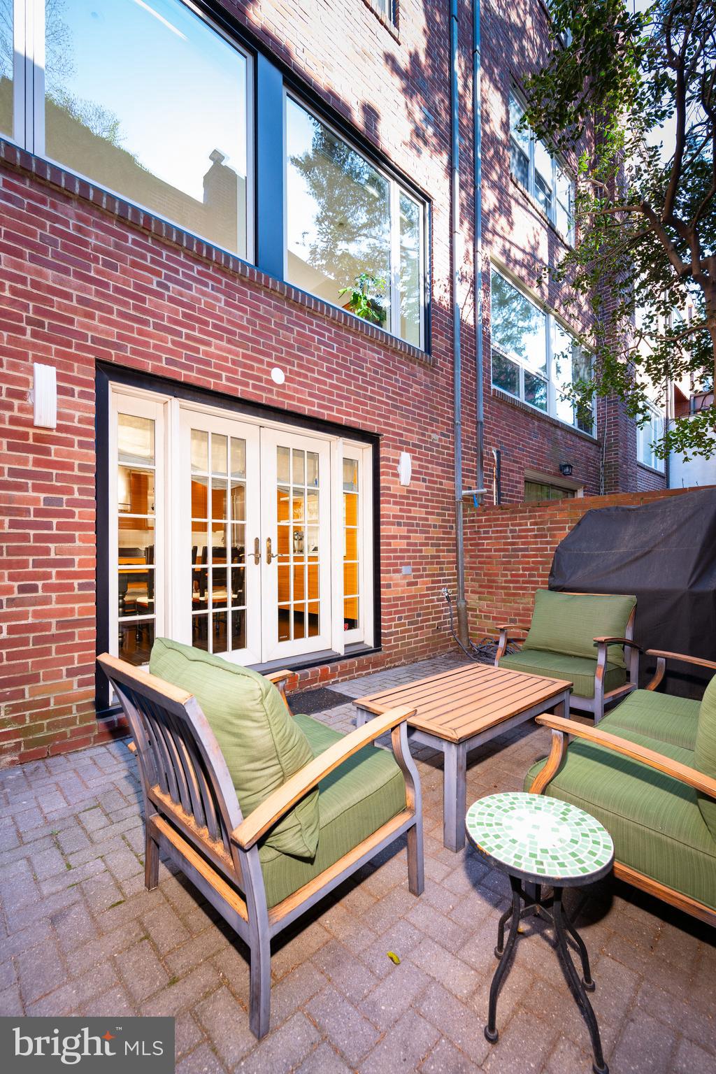 WASHINGTON SQ WEST - Residential