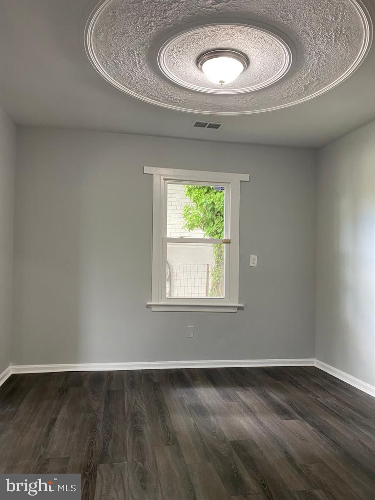 CAPITOL HEIGHTS - Residential Lease