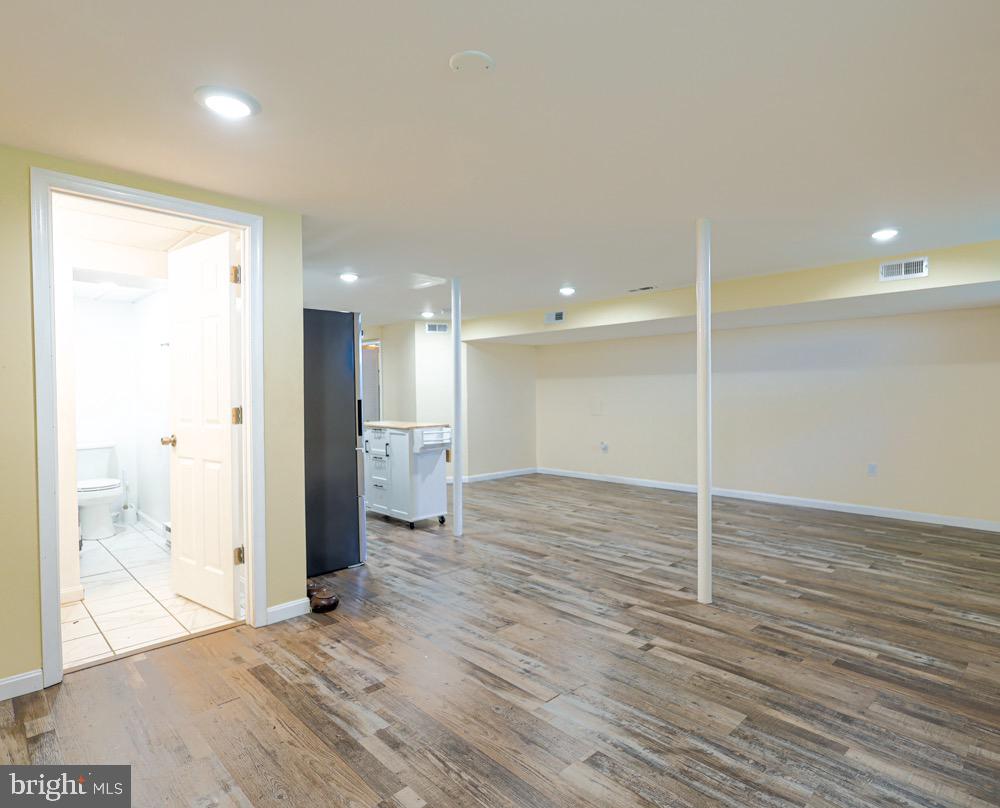 SEVERNA PARK - Residential Lease