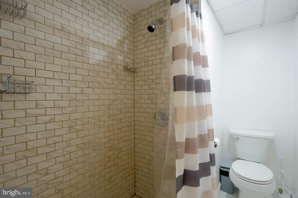 SEVERNA PARK - Residential Lease