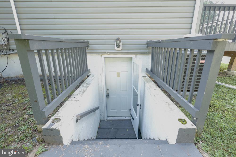 SEVERNA PARK - Residential Lease