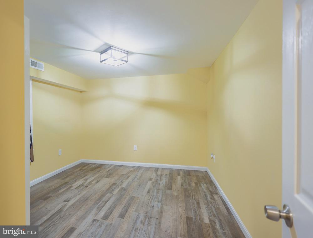 SEVERNA PARK - Residential Lease