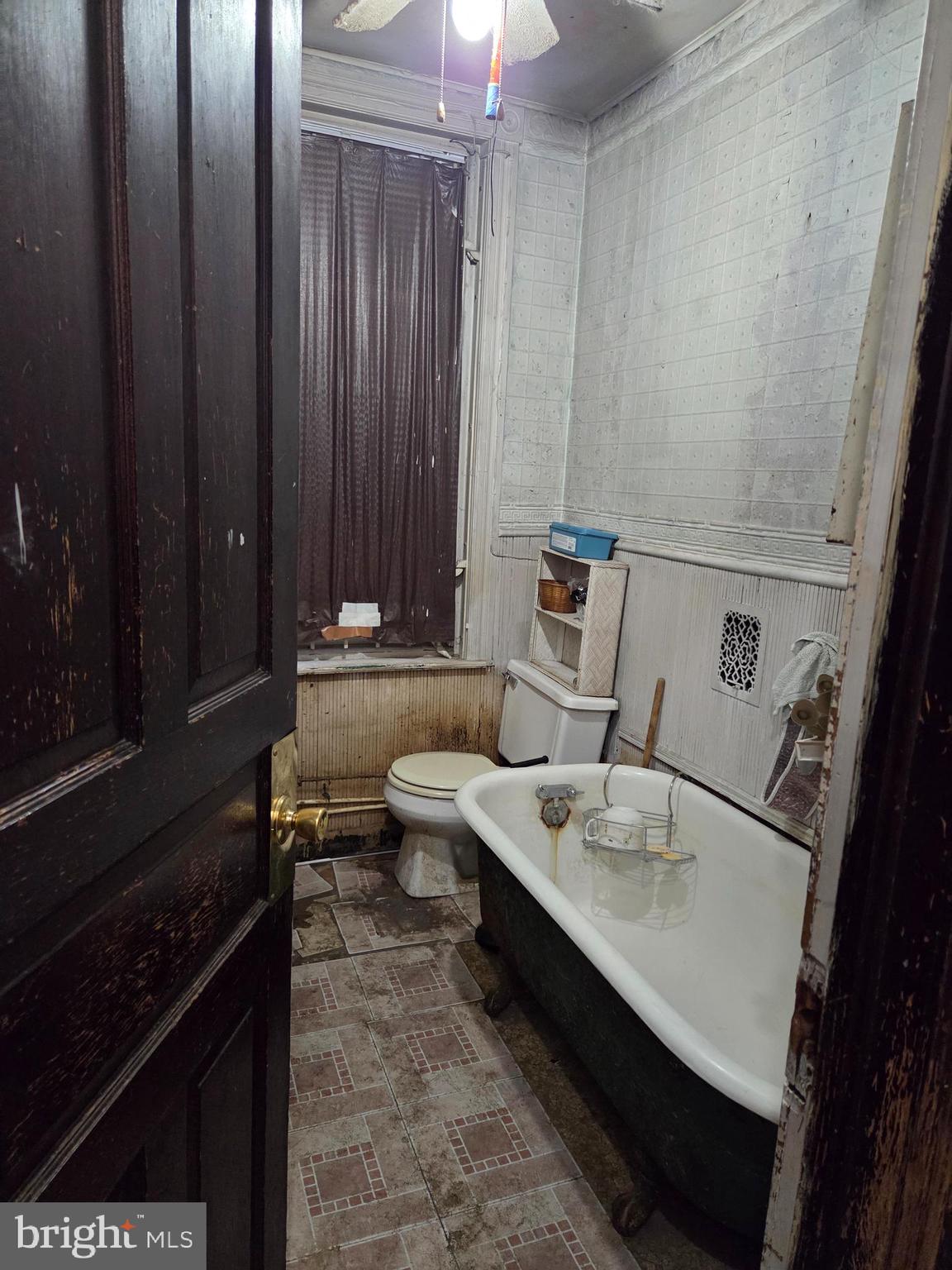 BELMONT VILLAGE - Residential