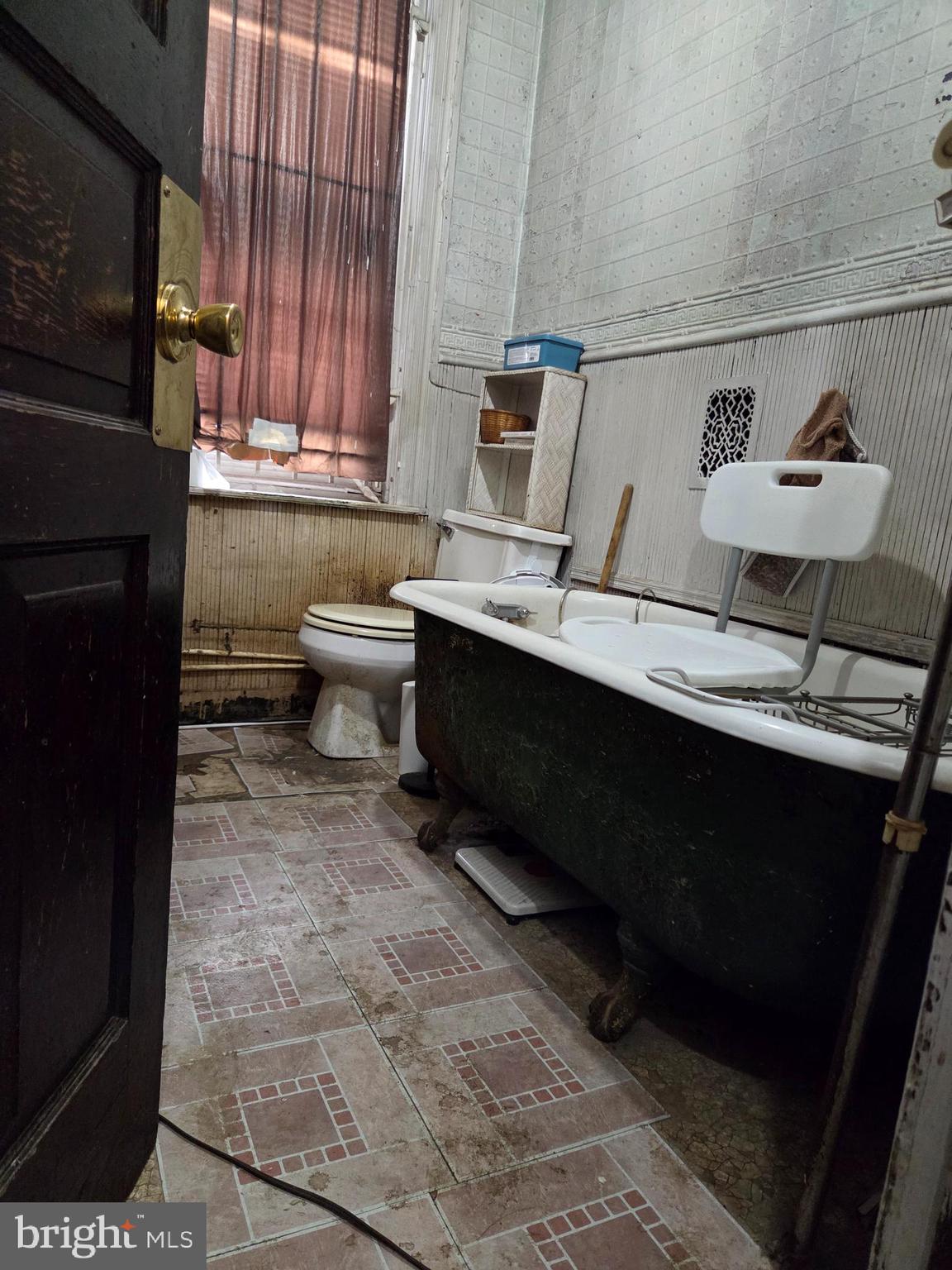 BELMONT VILLAGE - Residential