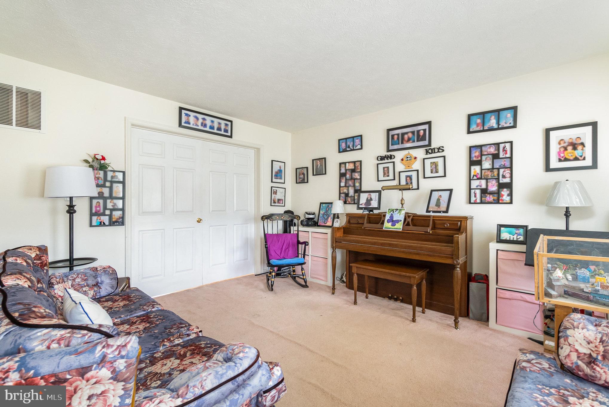 OTTER CREEK LANDING - Residential