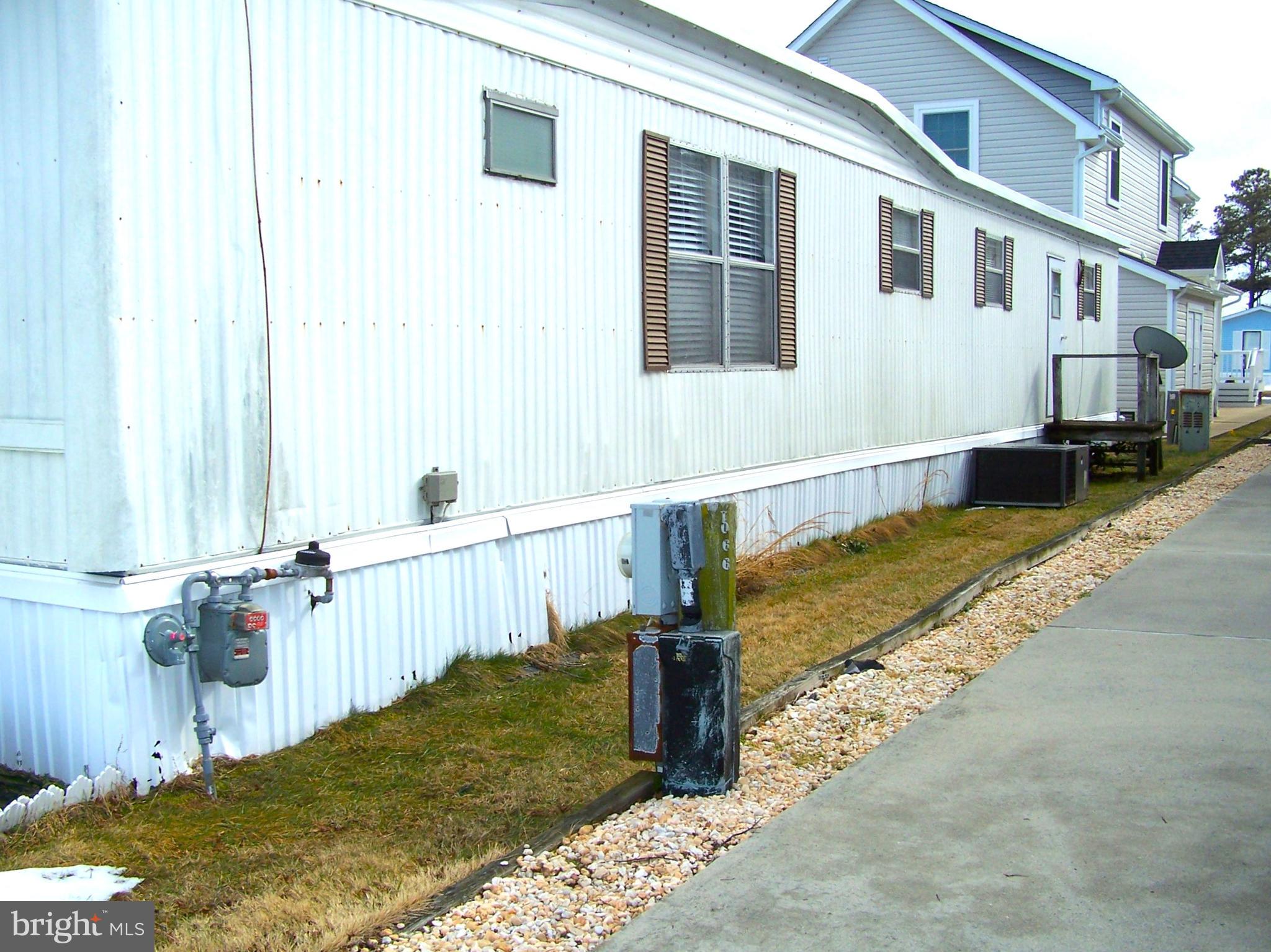 109 SEA BREEZE DRIVE