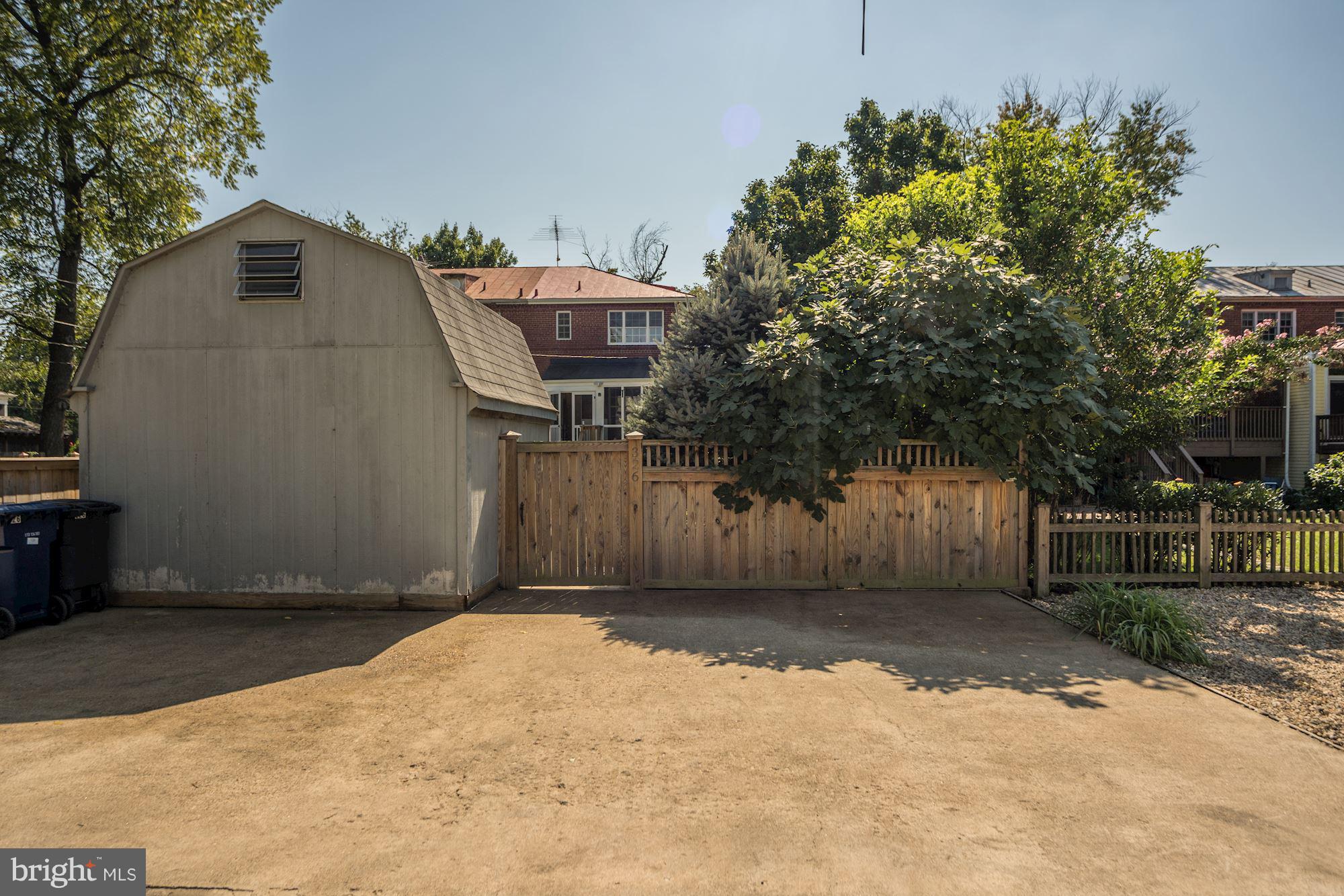 BRADDOCK - Residential