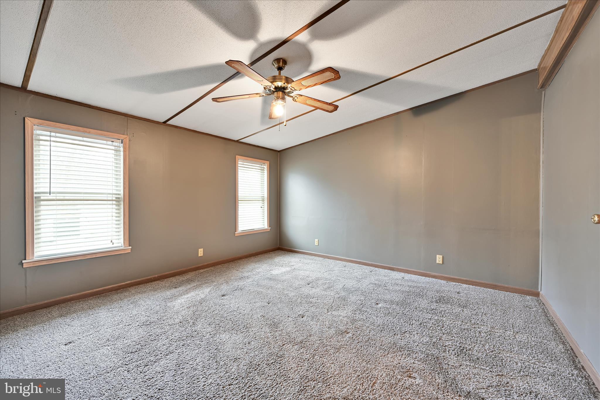 LAKEVIEW MHP - Residential