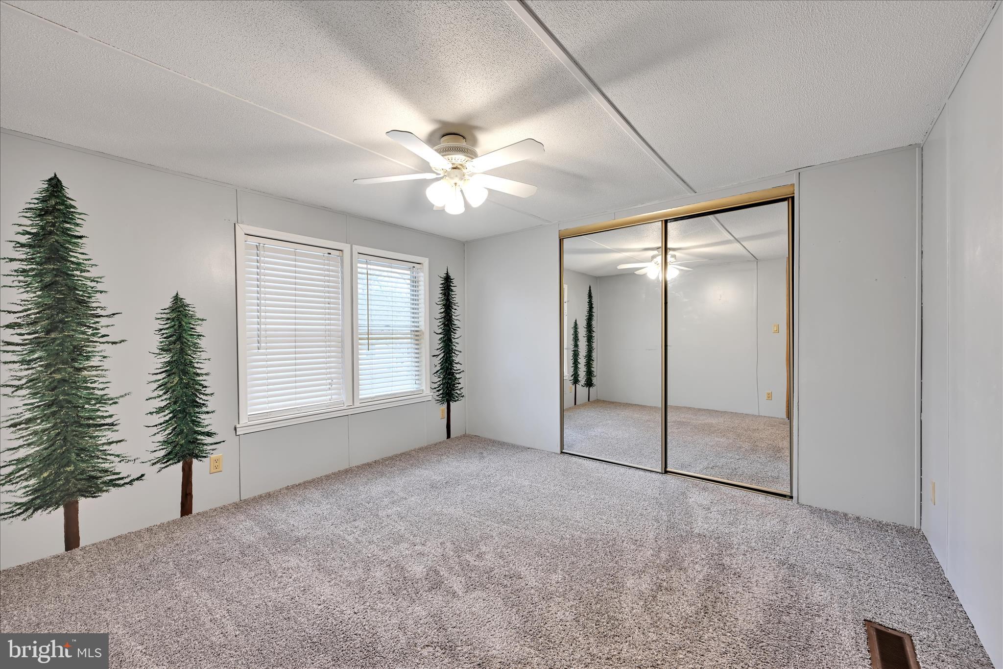 LAKEVIEW MHP - Residential