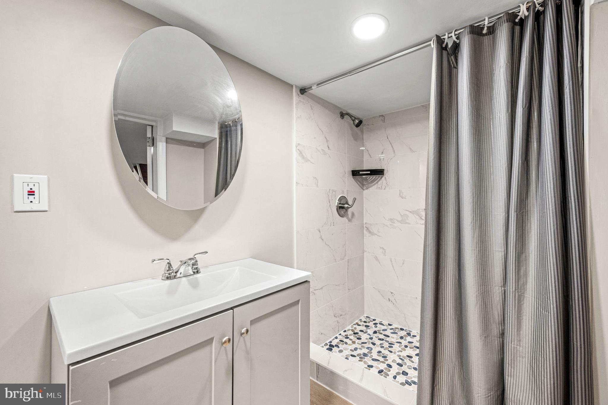 FELTONVILLE - Residential